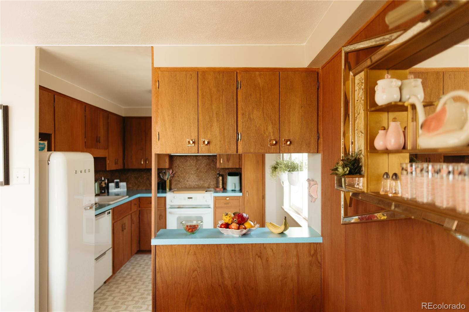 MLS Image #12 for 1090 n lafayette street 504,denver, Colorado