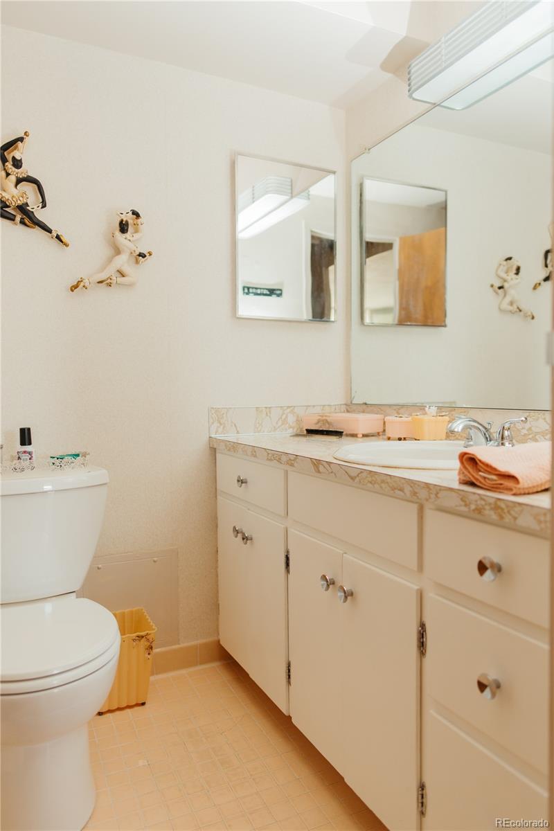 MLS Image #25 for 1090 n lafayette street 504,denver, Colorado