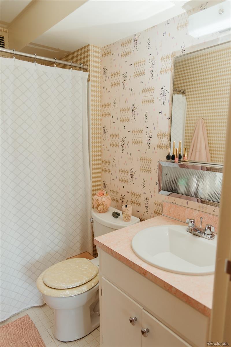 MLS Image #29 for 1090 n lafayette street 504,denver, Colorado
