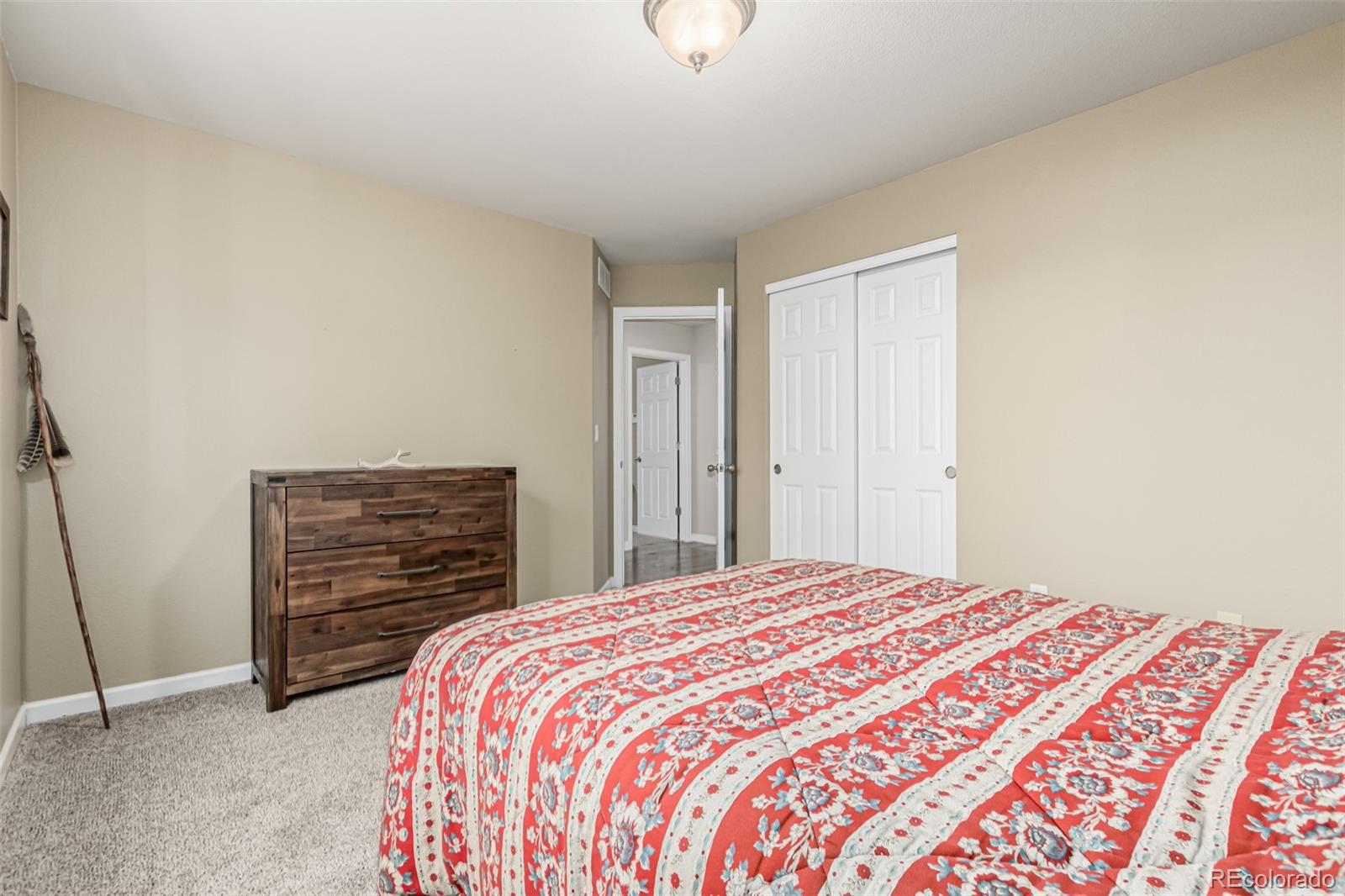 MLS Image #21 for 1025 s krameria street,denver, Colorado