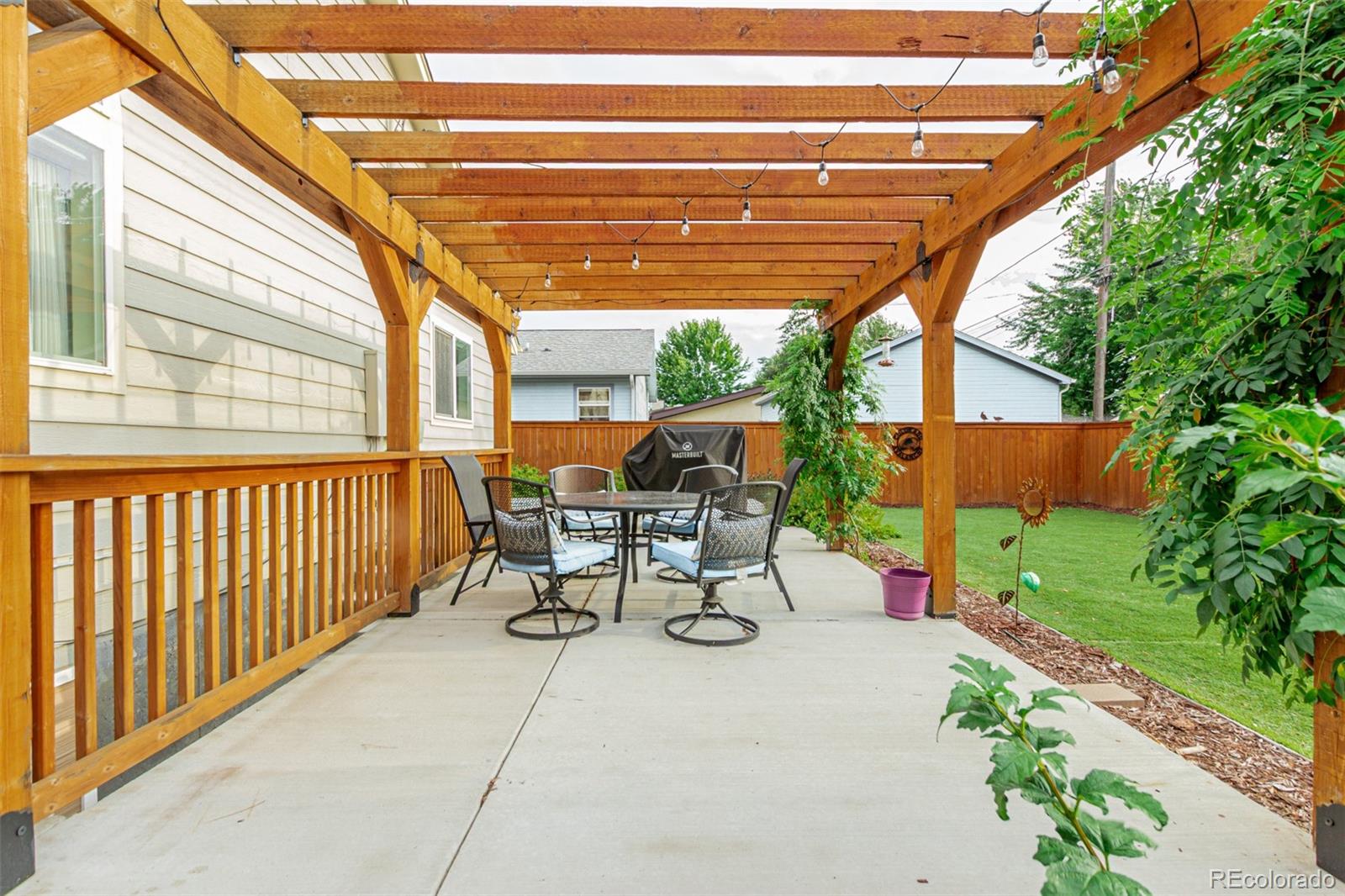 MLS Image #27 for 1025 s krameria street,denver, Colorado