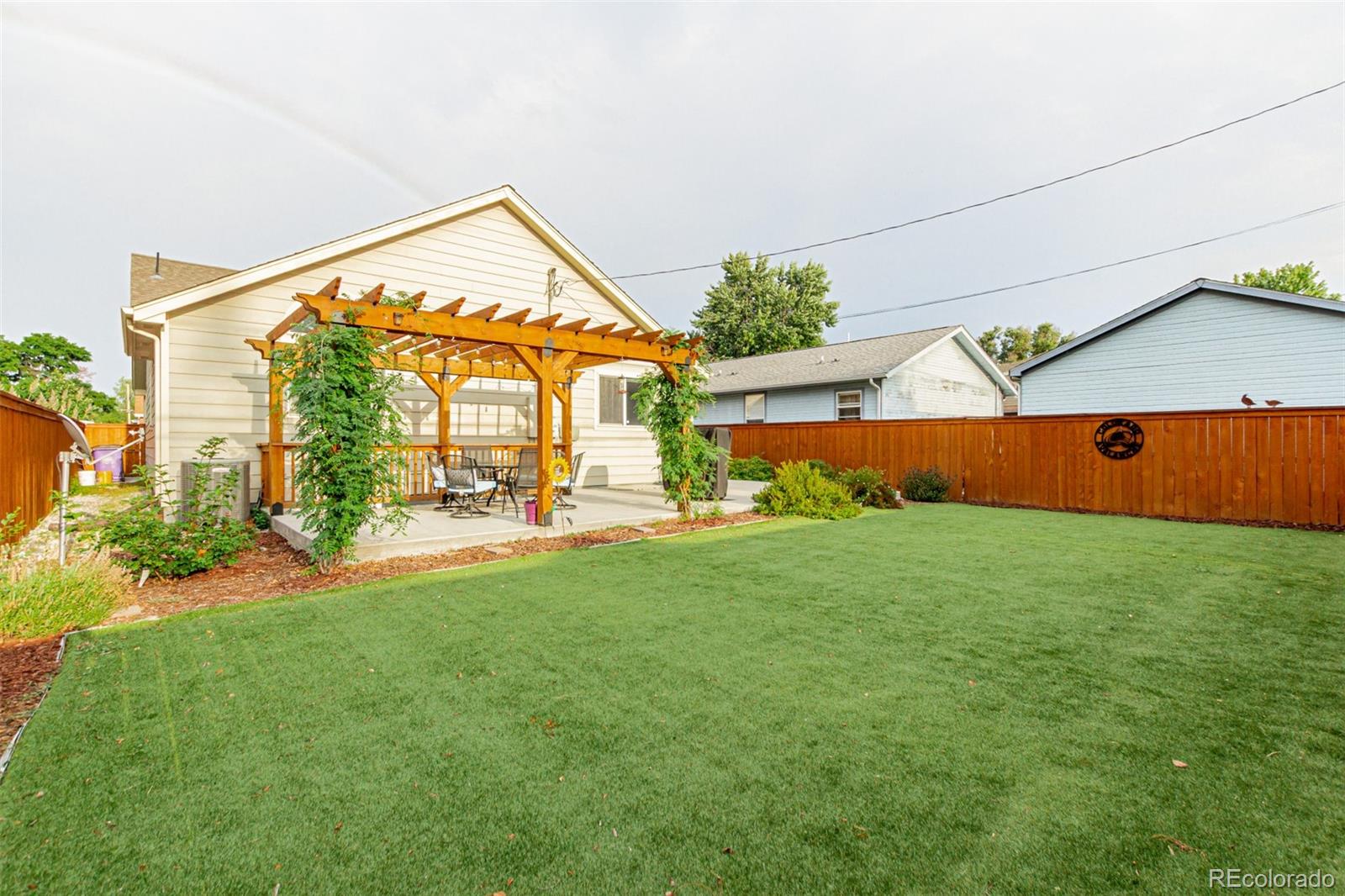 MLS Image #31 for 1025 s krameria street,denver, Colorado