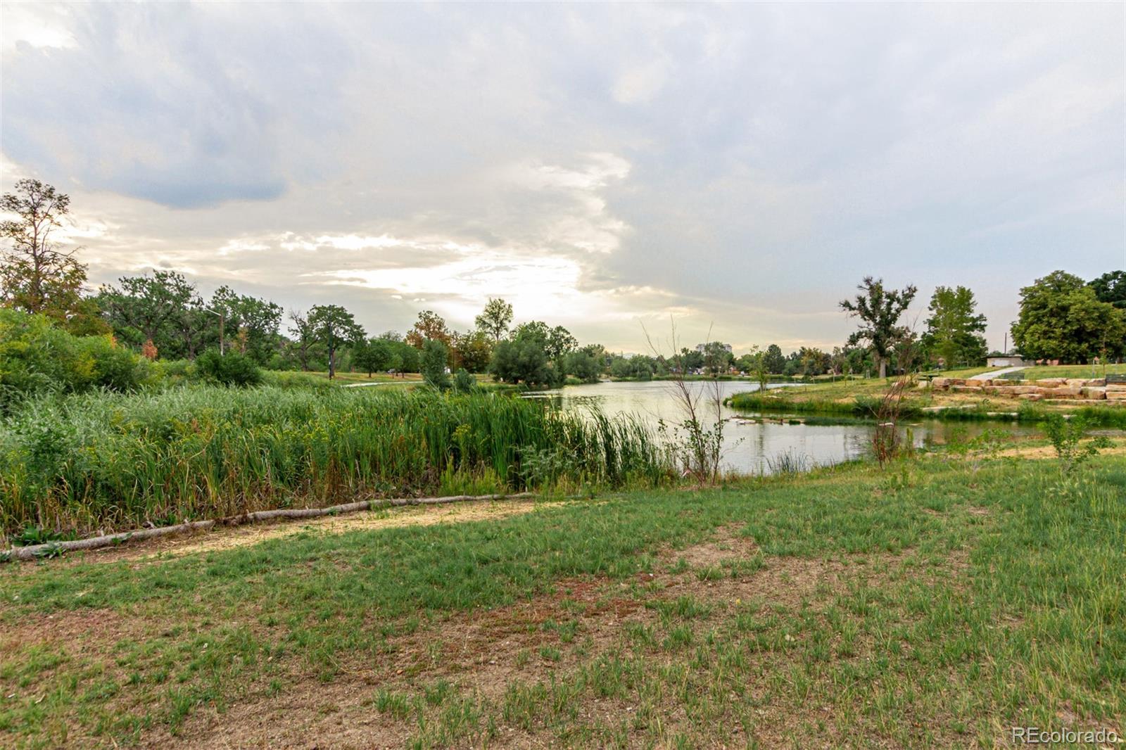 MLS Image #39 for 1025 s krameria street,denver, Colorado