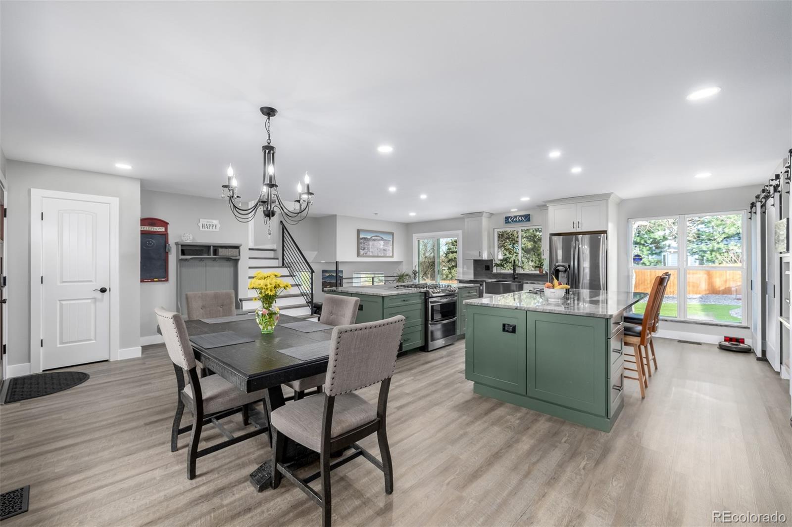 MLS Image #2 for 106  defrance way,golden, Colorado