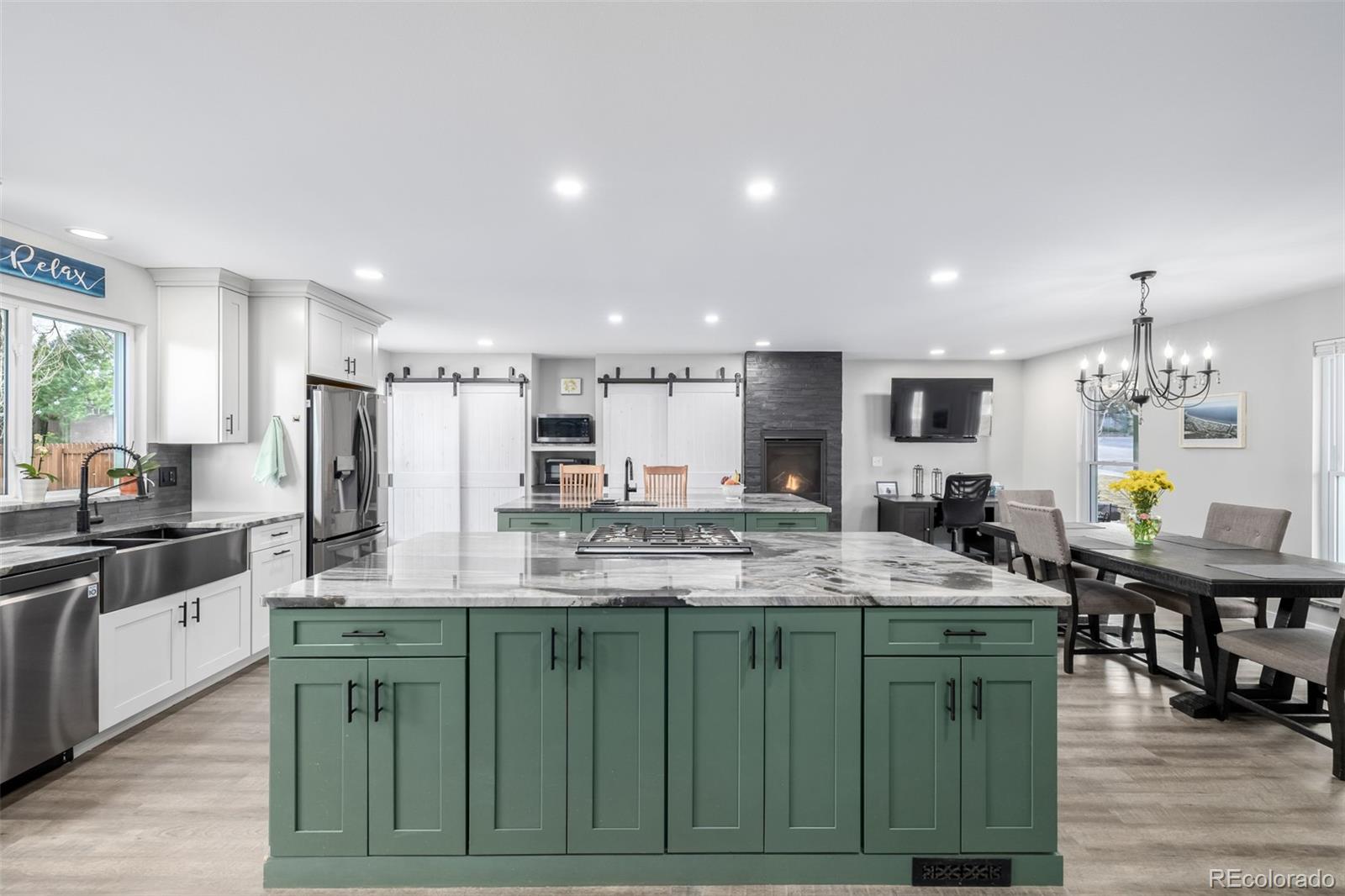 MLS Image #6 for 106  defrance way,golden, Colorado