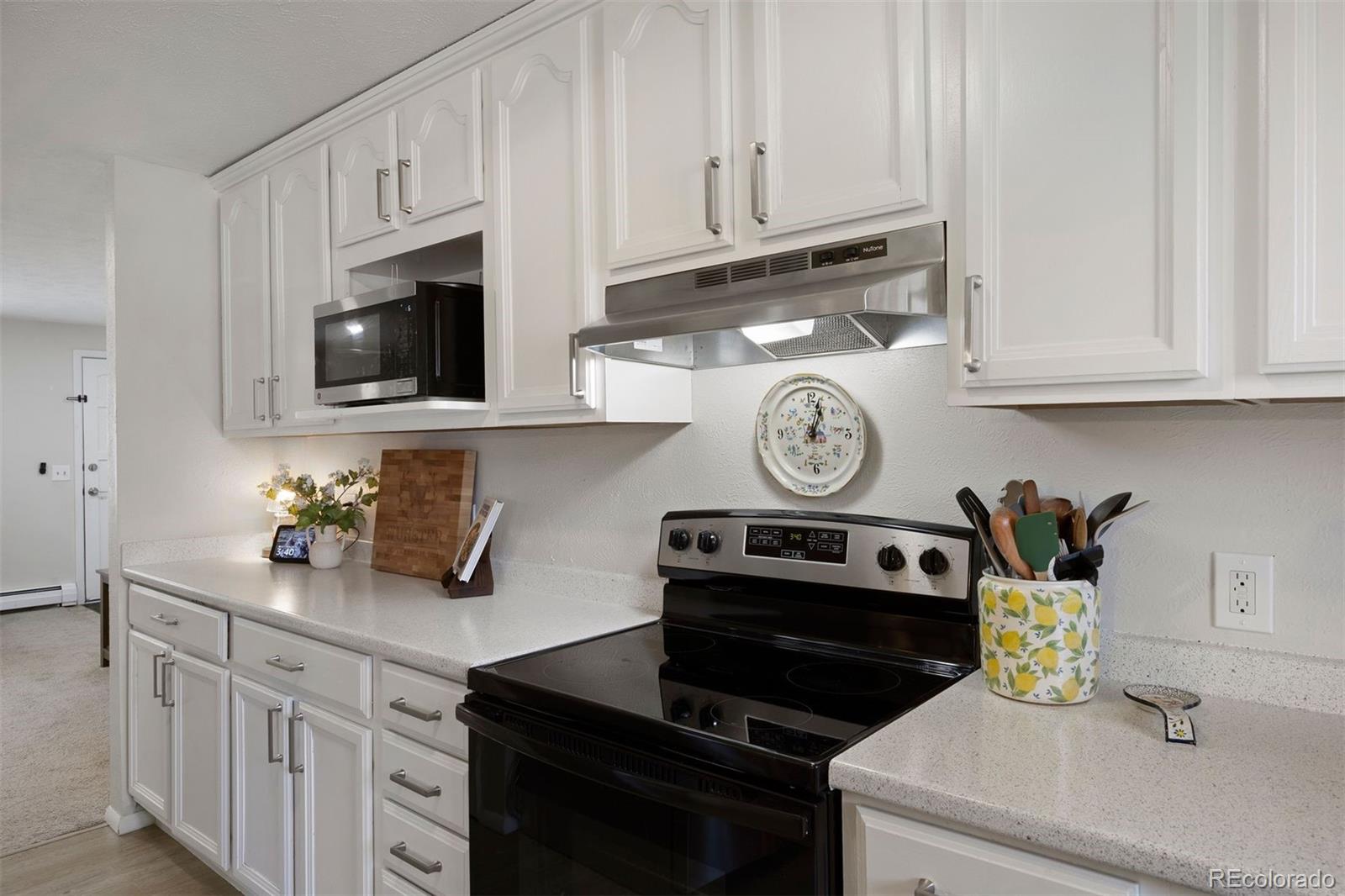 MLS Image #10 for 3999 e nobles road,centennial, Colorado