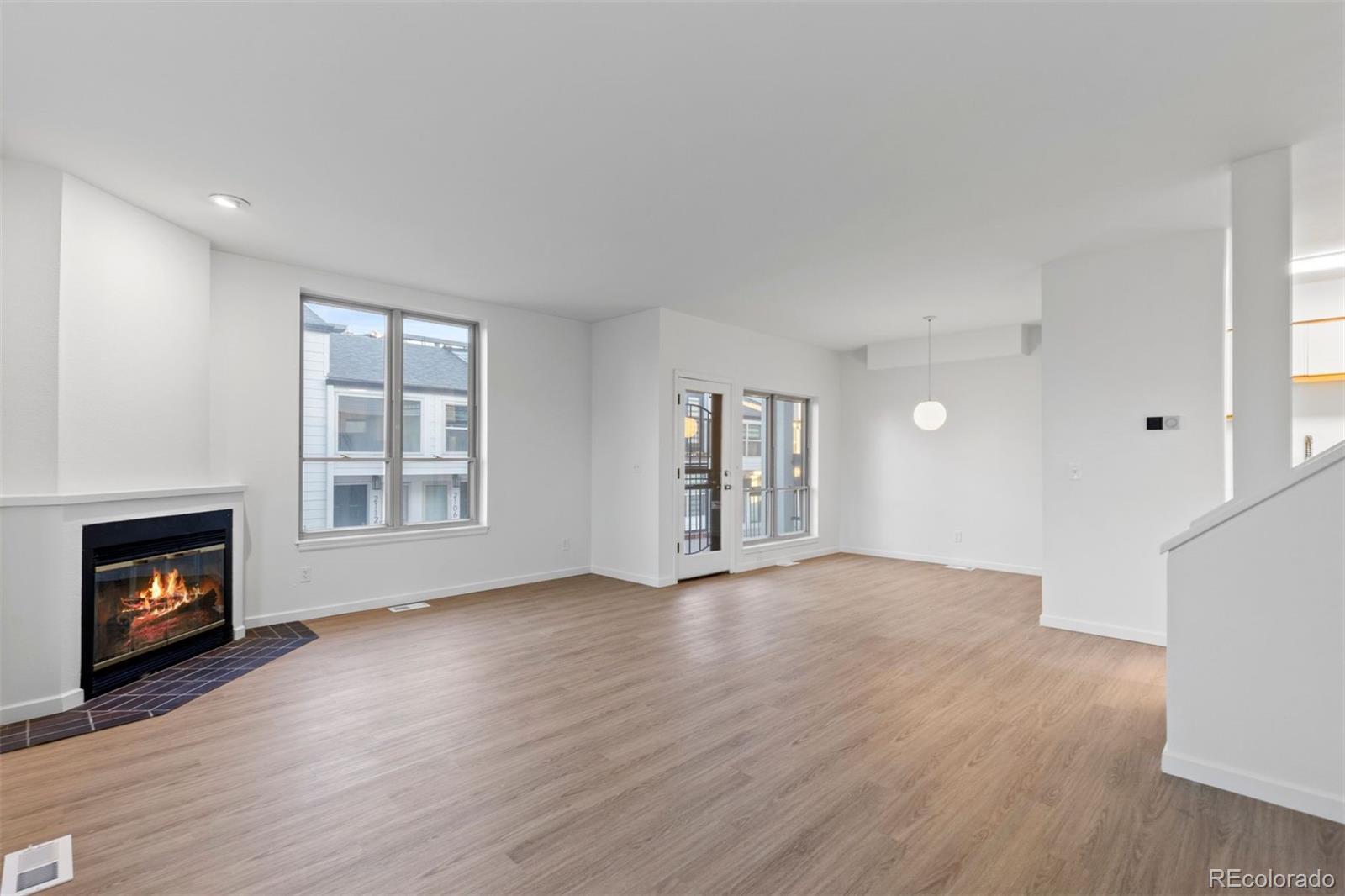 MLS Image #11 for 2120 w 31st avenue 12,denver, Colorado