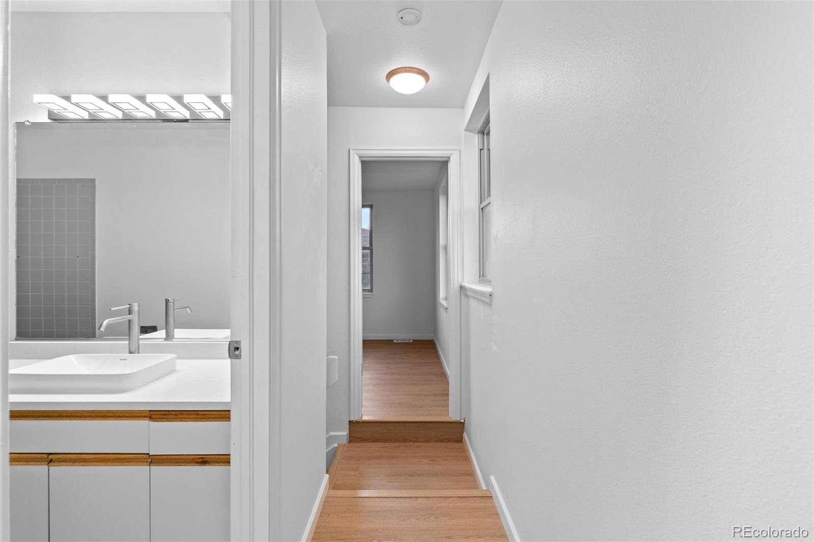 MLS Image #20 for 2120 w 31st avenue 12,denver, Colorado