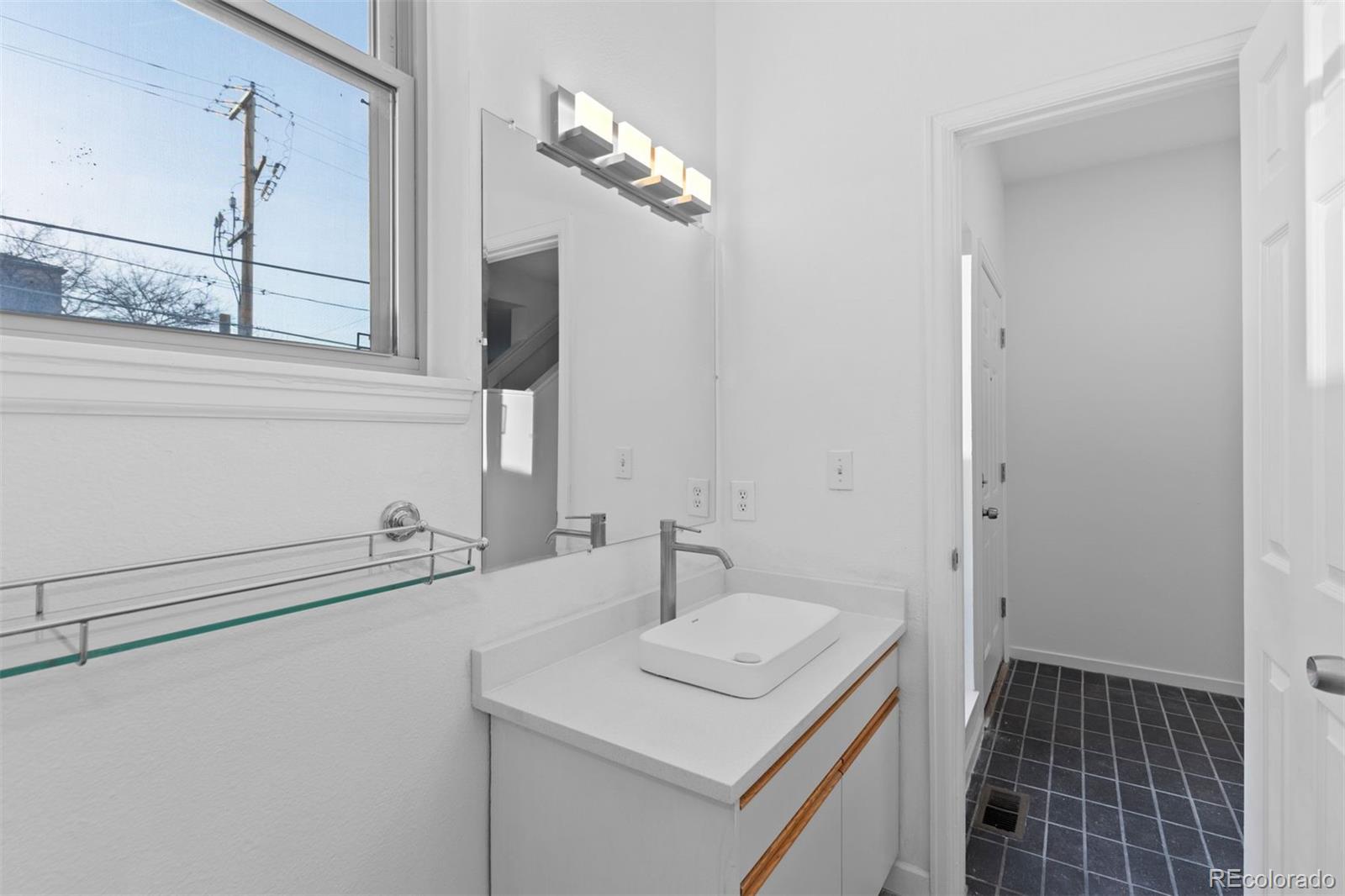 MLS Image #5 for 2120 w 31st avenue 12,denver, Colorado