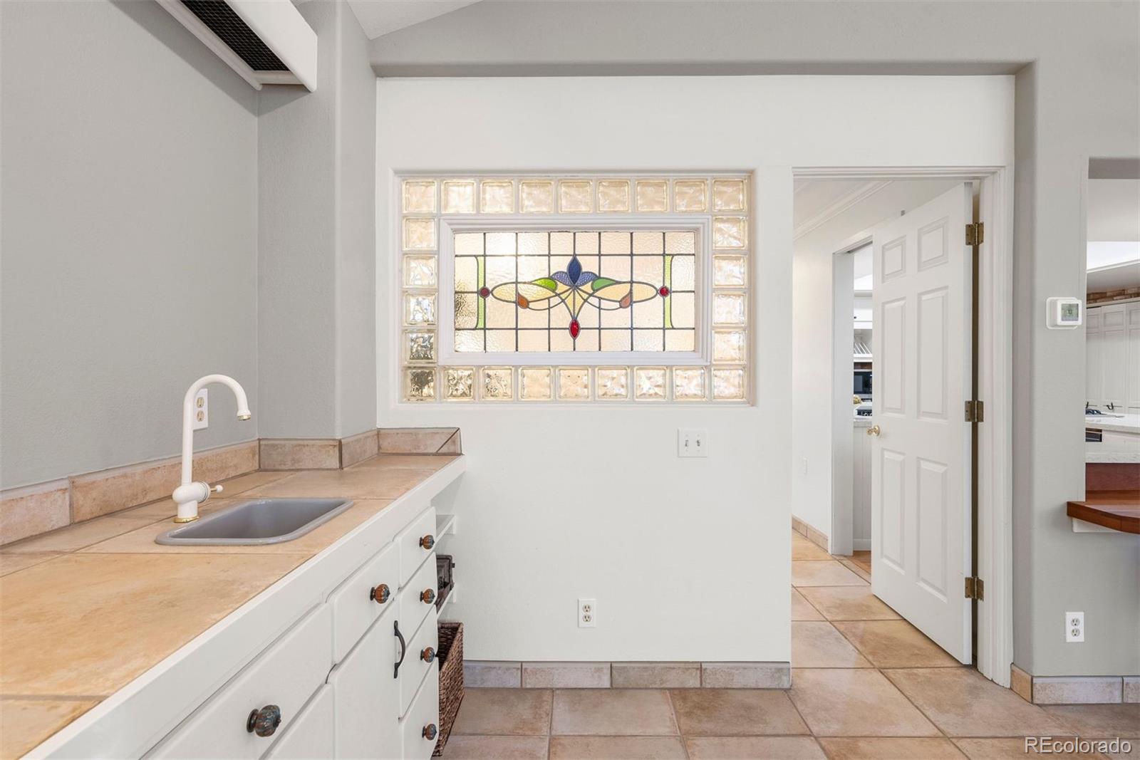 MLS Image #18 for 12335 e bates circle,aurora, Colorado