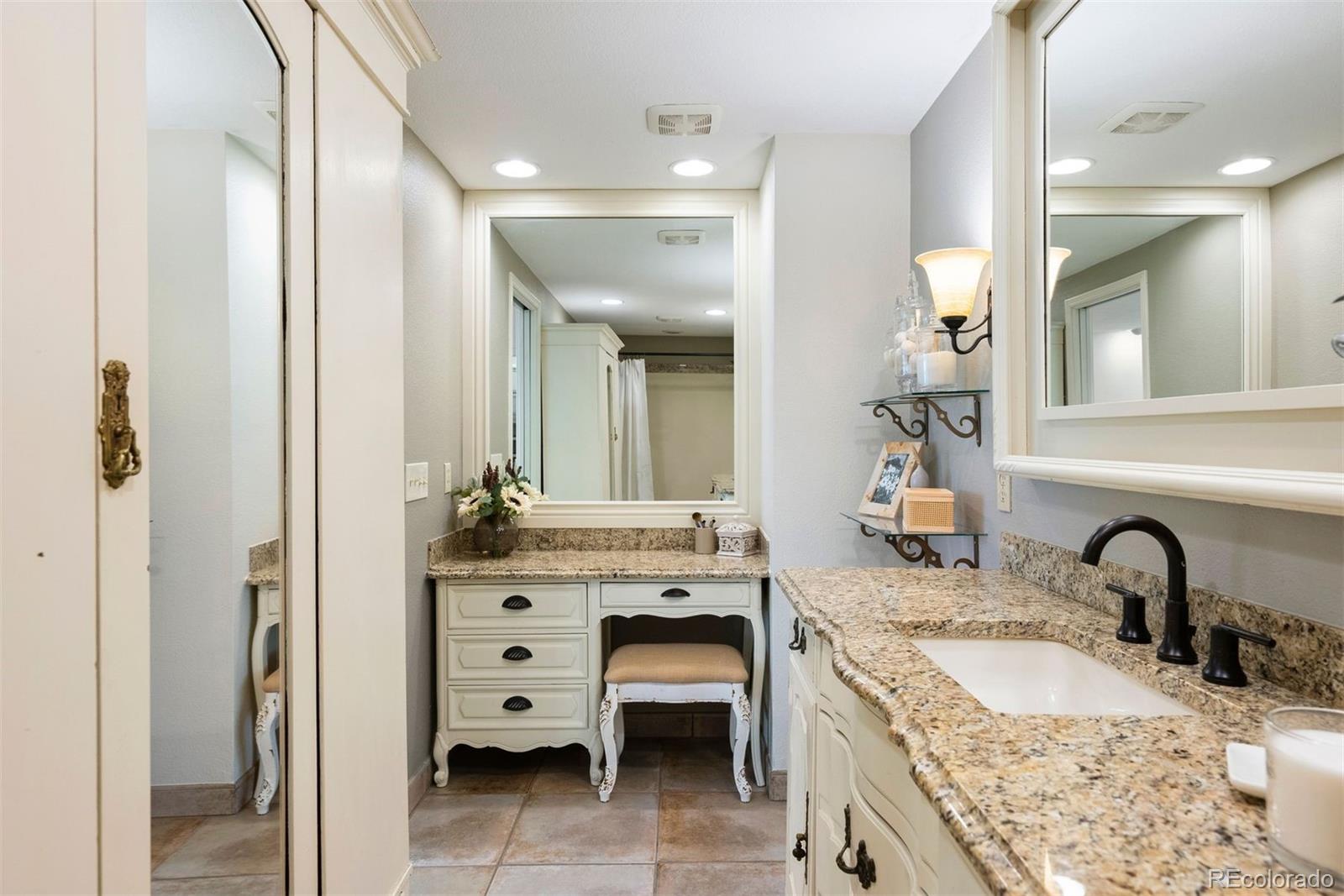 MLS Image #32 for 12335 e bates circle,aurora, Colorado