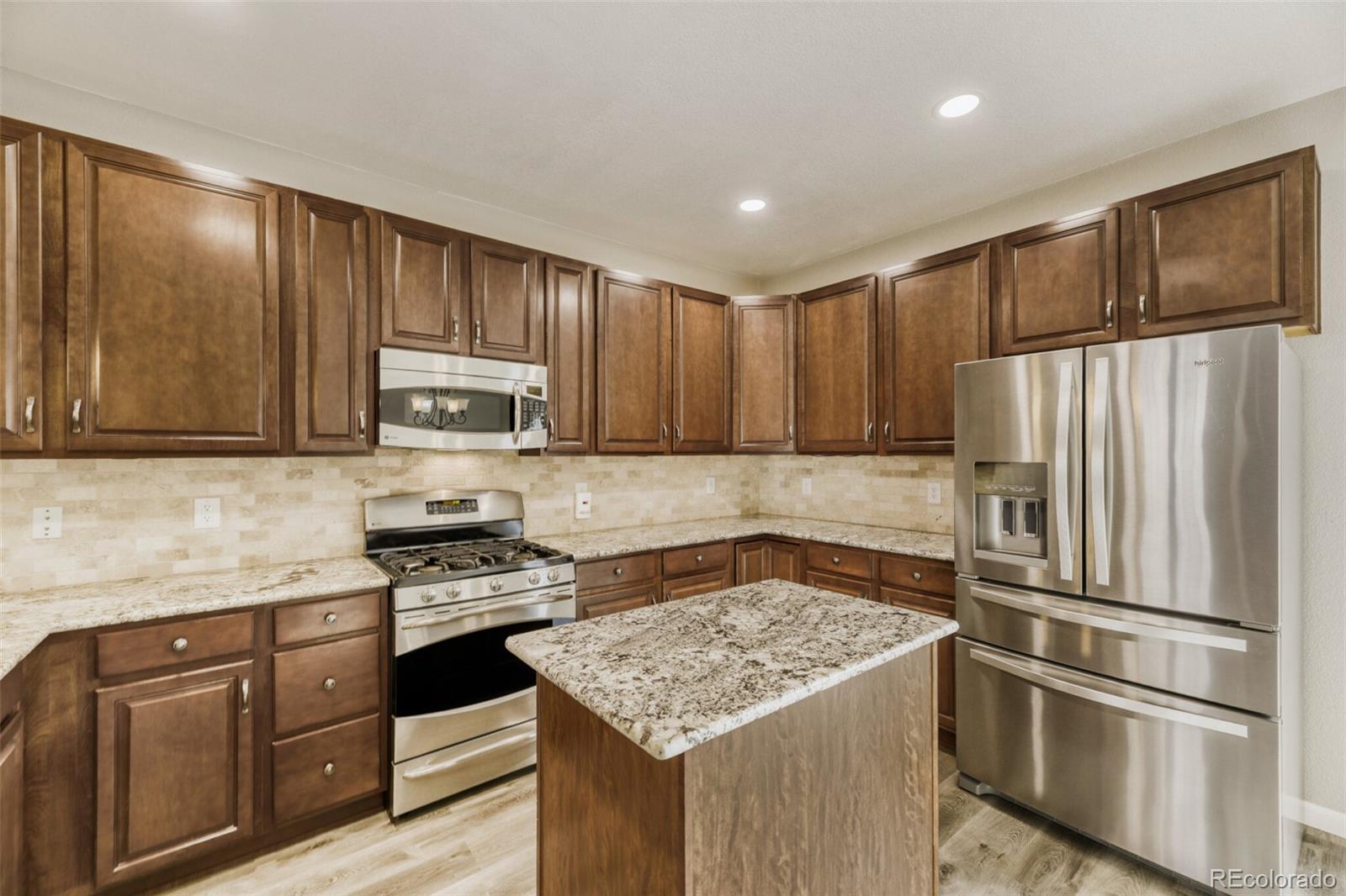 MLS Image #1 for 22785 e ottawa place ,aurora, Colorado