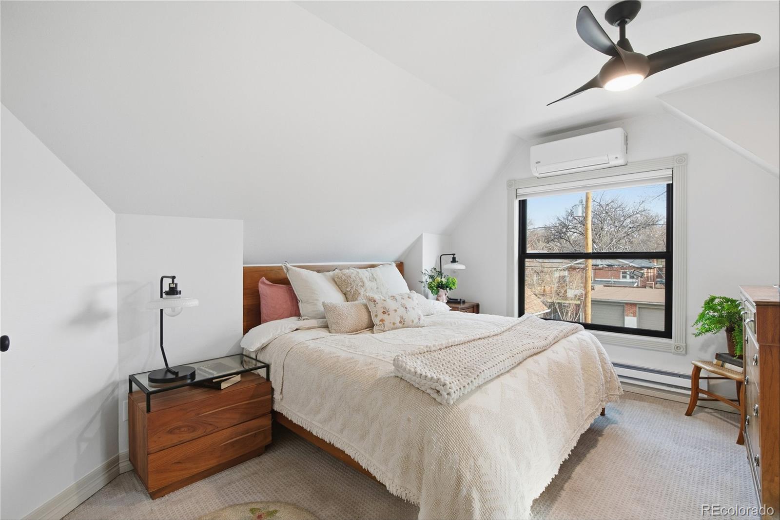 MLS Image #20 for 724 s clarkson street,denver, Colorado