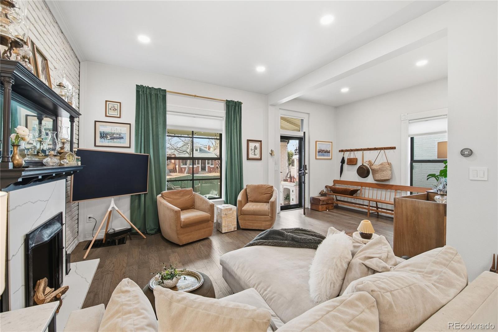MLS Image #5 for 724 s clarkson street,denver, Colorado