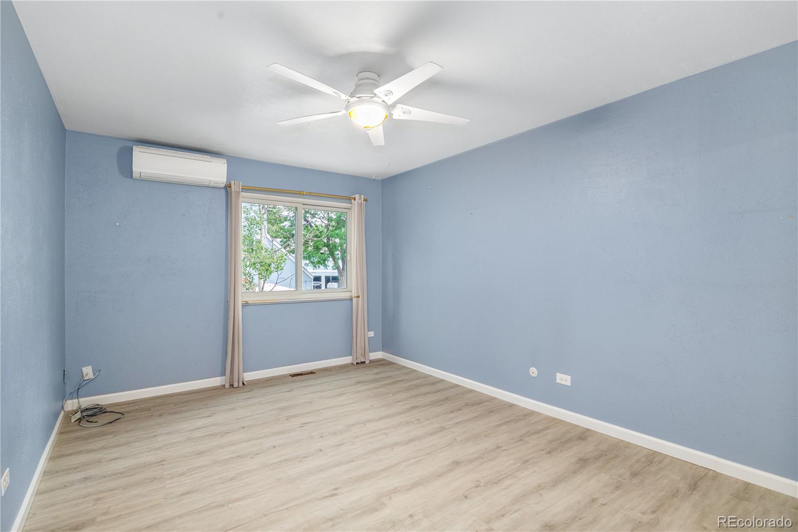 MLS Image #14 for 2557 s dover street,lakewood, Colorado