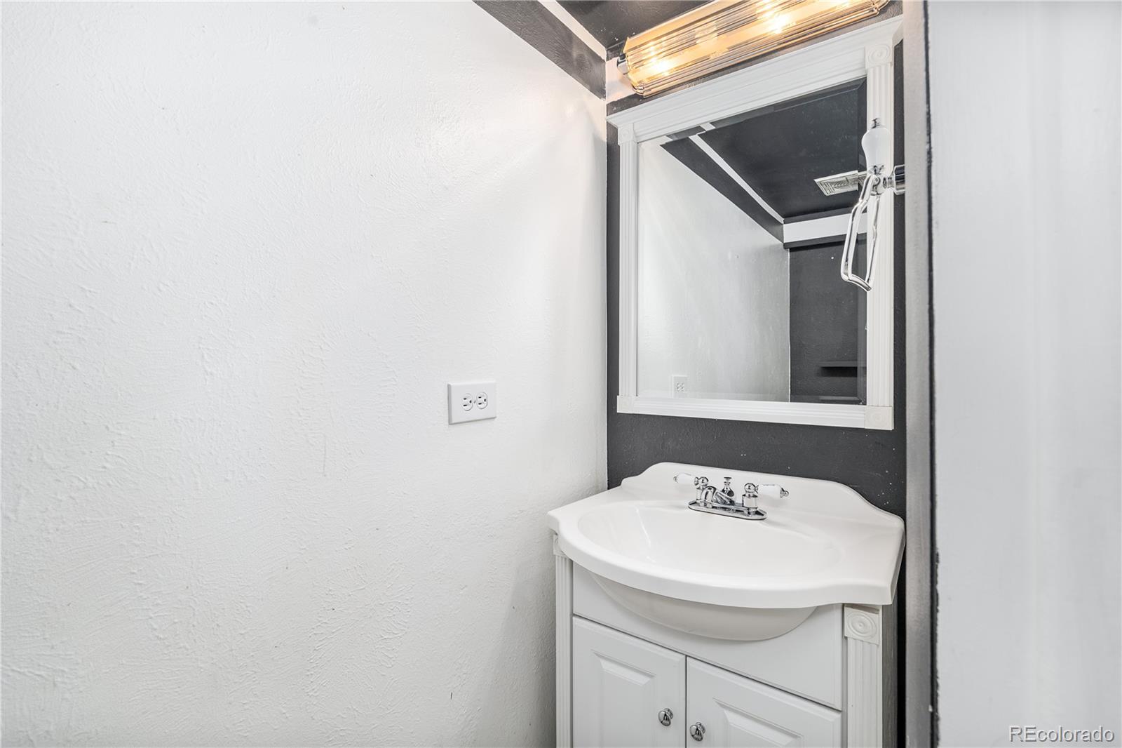 MLS Image #19 for 2557 s dover street,lakewood, Colorado