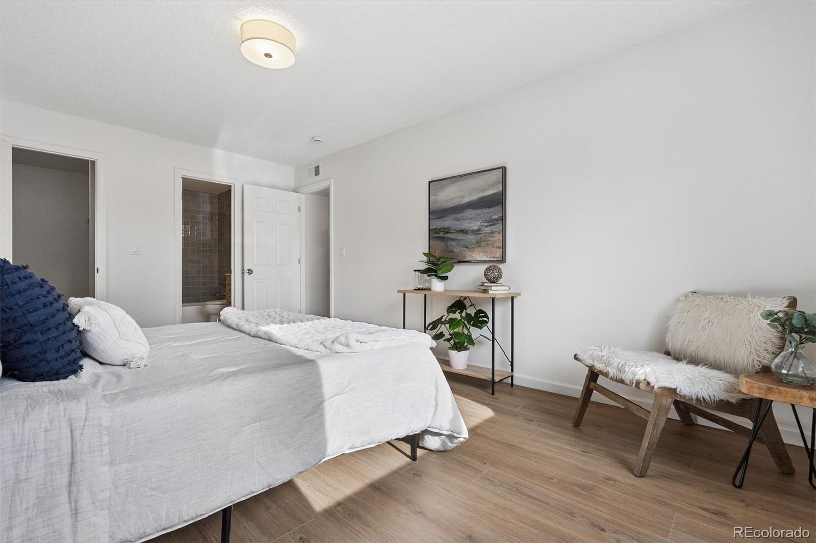 MLS Image #14 for 8600 e alameda avenue 22-105,denver, Colorado
