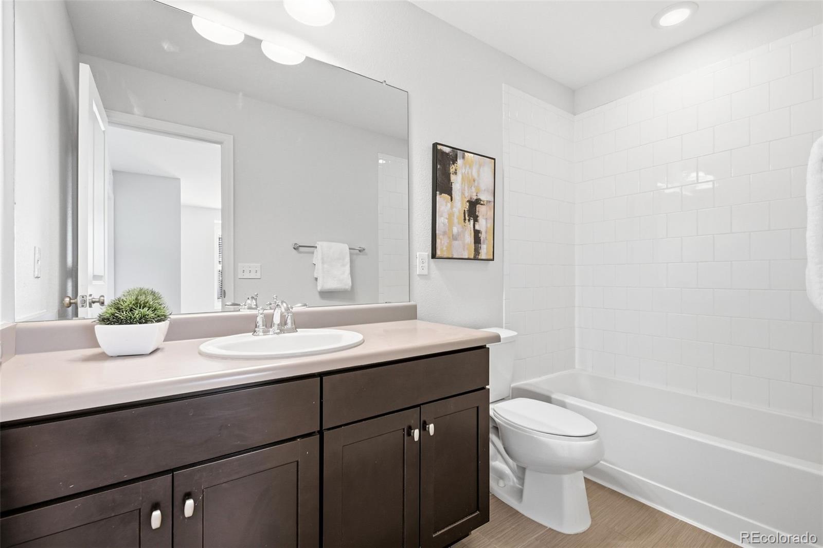MLS Image #32 for 11273 e 28th place,denver, Colorado