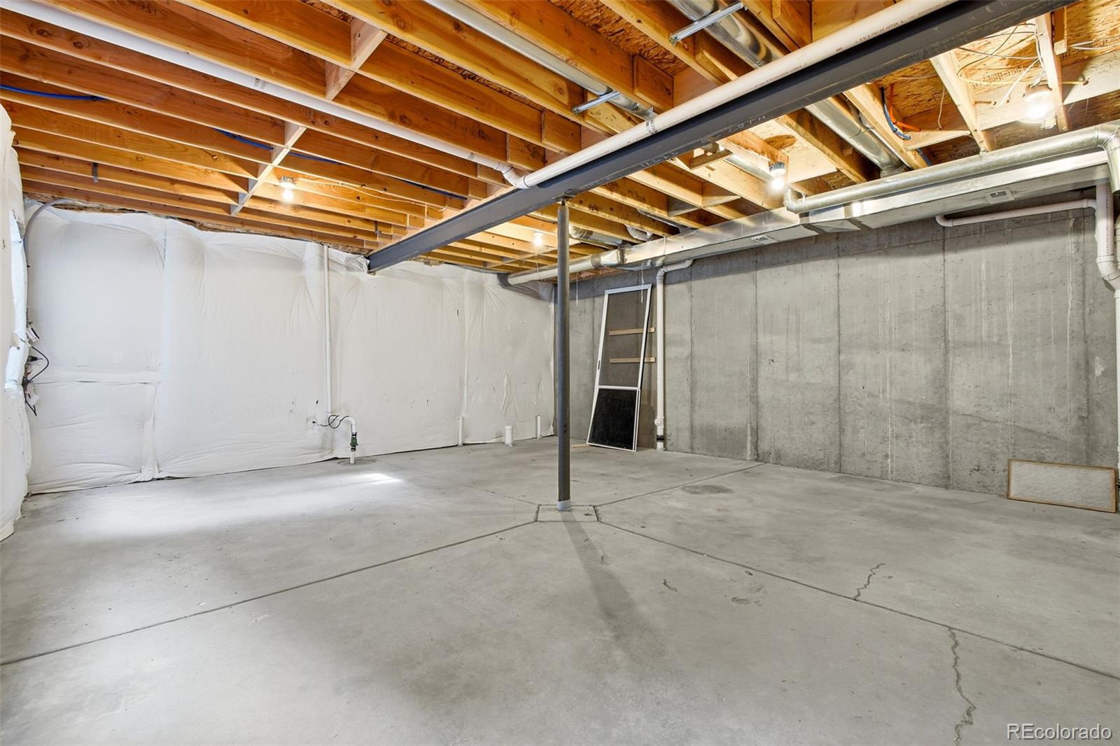 MLS Image #35 for 11273 e 28th place,denver, Colorado