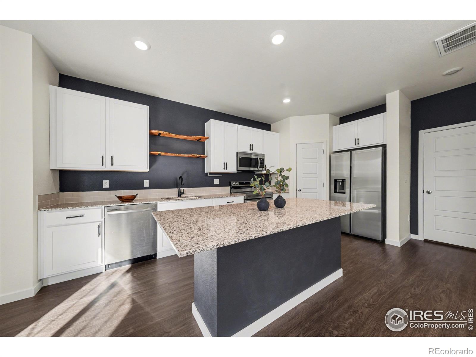 MLS Image #7 for 270  cardinal street,johnstown, Colorado