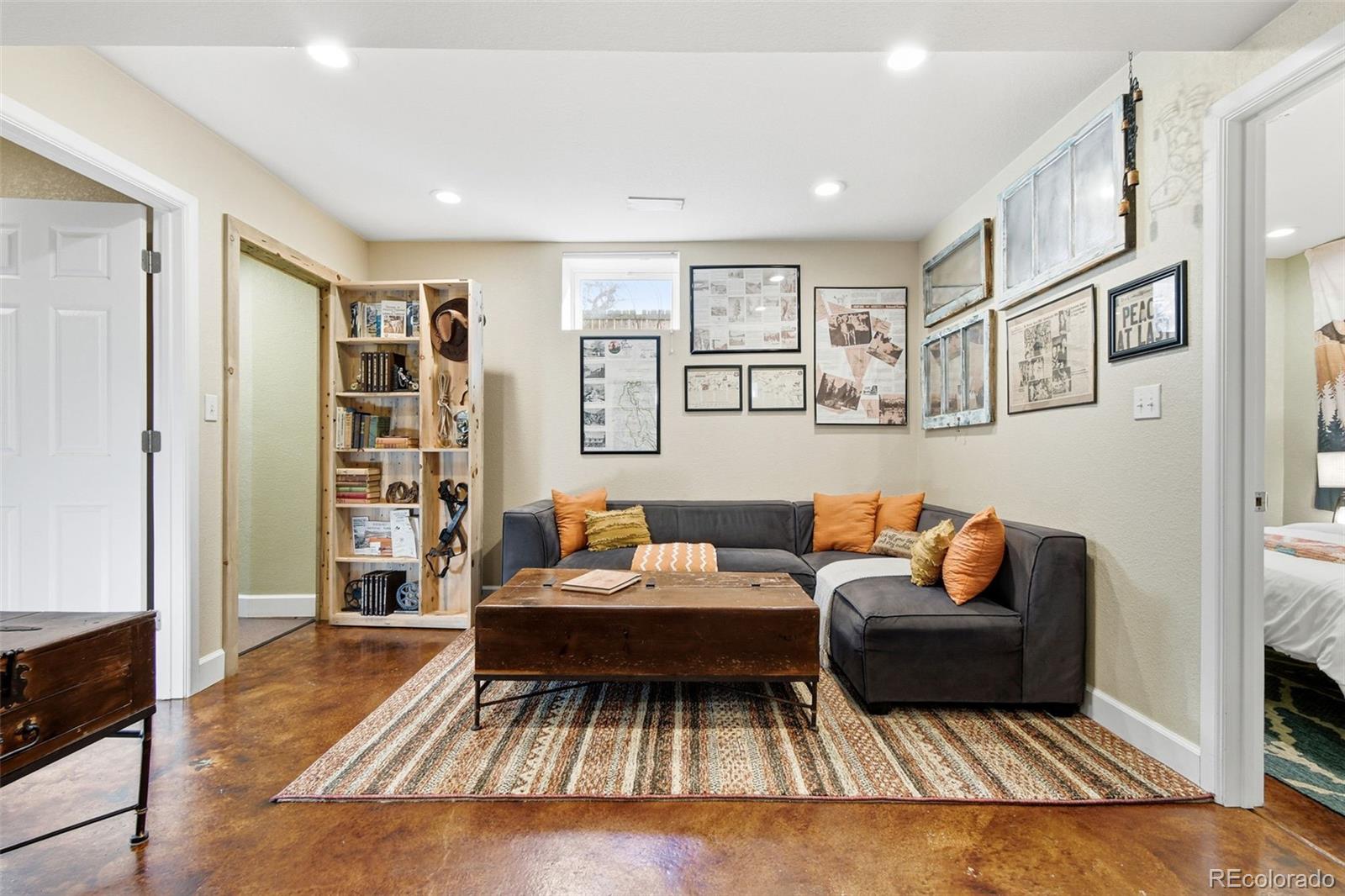MLS Image #34 for 1318 s york street,denver, Colorado