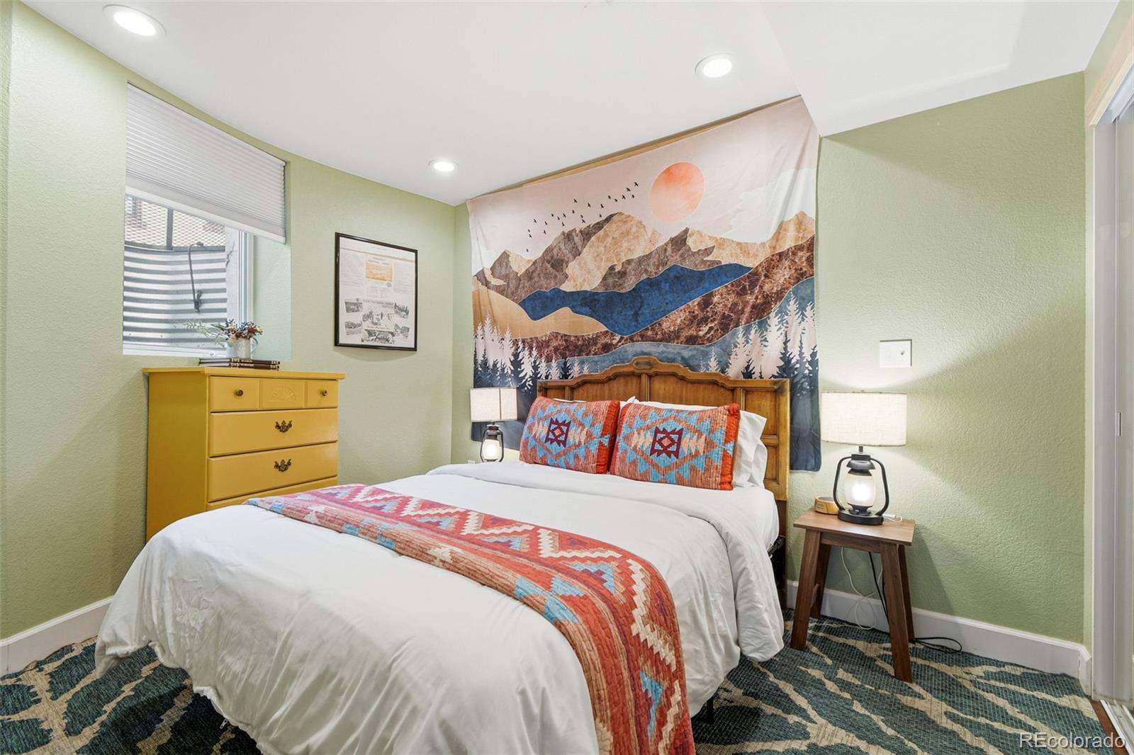 MLS Image #38 for 1318 s york street,denver, Colorado