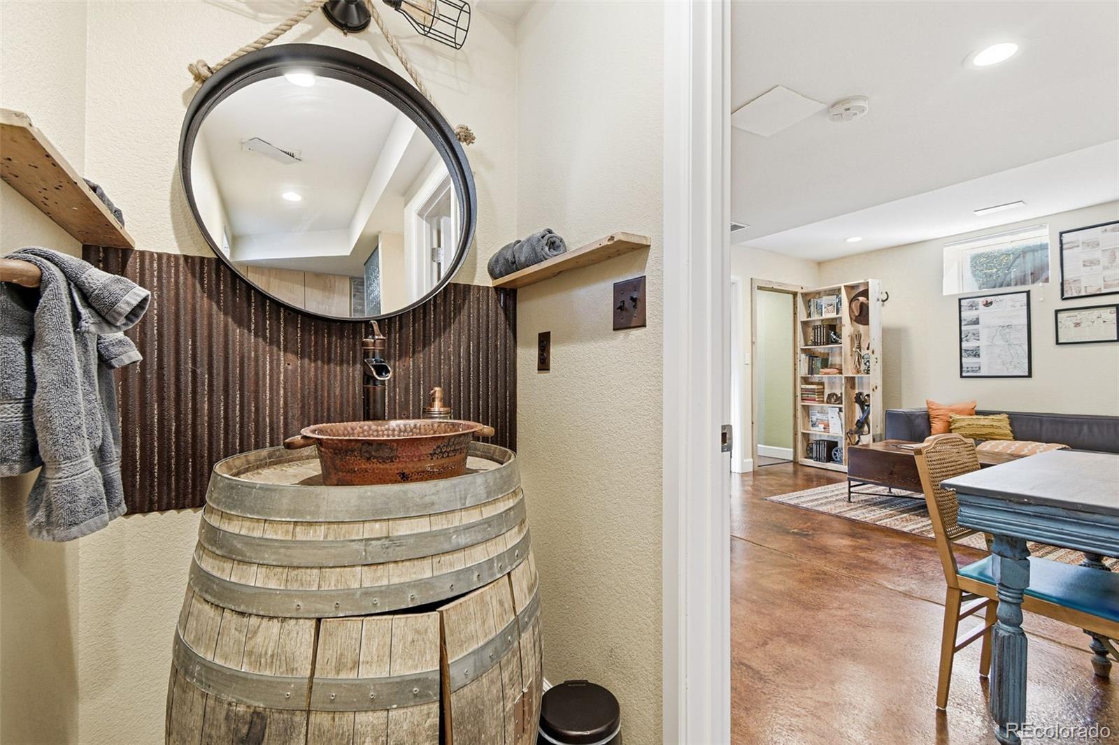 MLS Image #39 for 1318 s york street,denver, Colorado