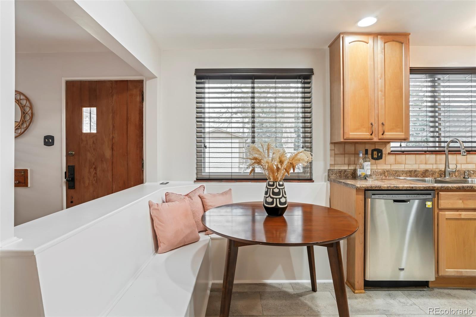MLS Image #9 for 1150  ivanhoe street,denver, Colorado