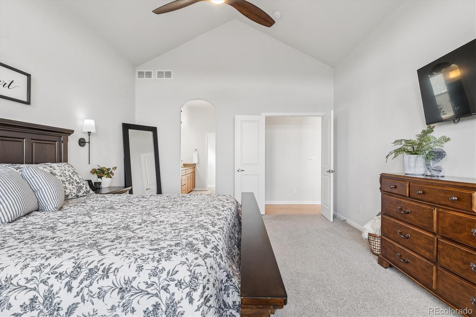 MLS Image #10 for 18926 w 94th avenue,arvada, Colorado