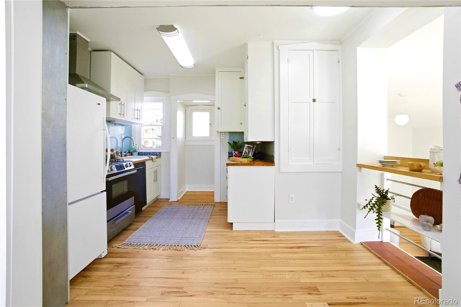 MLS Image #10 for 715 e 4th avenue,denver, Colorado