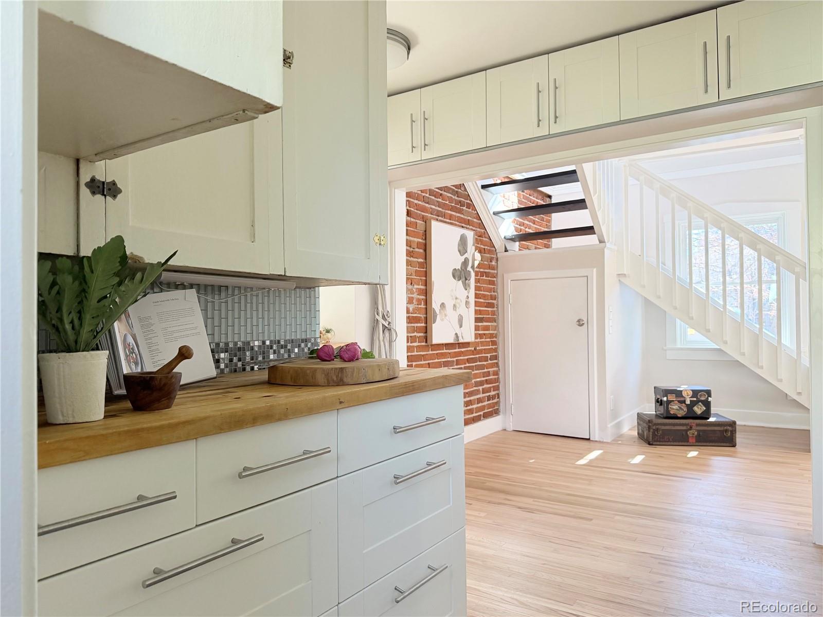 MLS Image #13 for 715 e 4th avenue,denver, Colorado