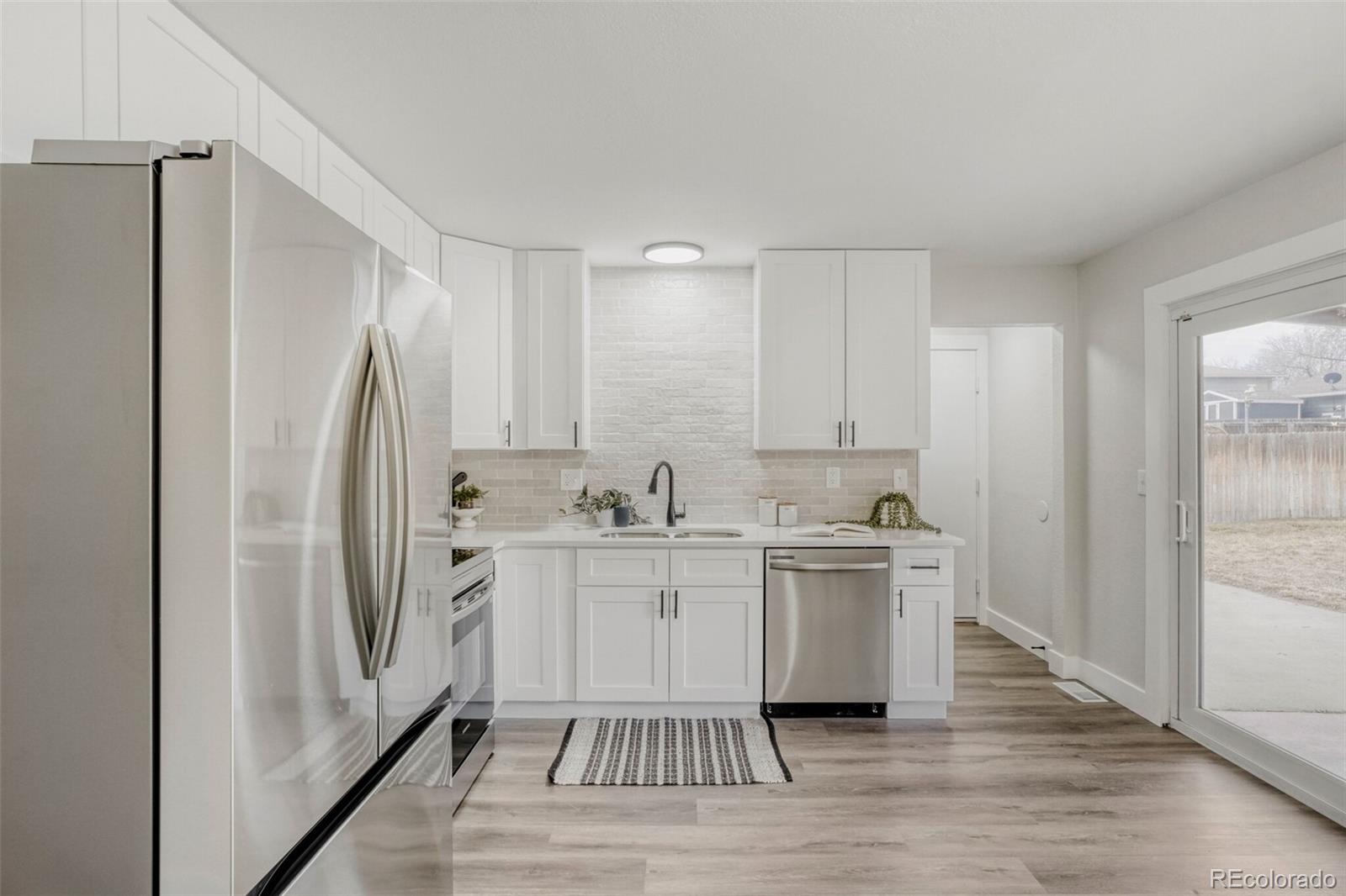 MLS Image #8 for 2597 s dillon street,aurora, Colorado