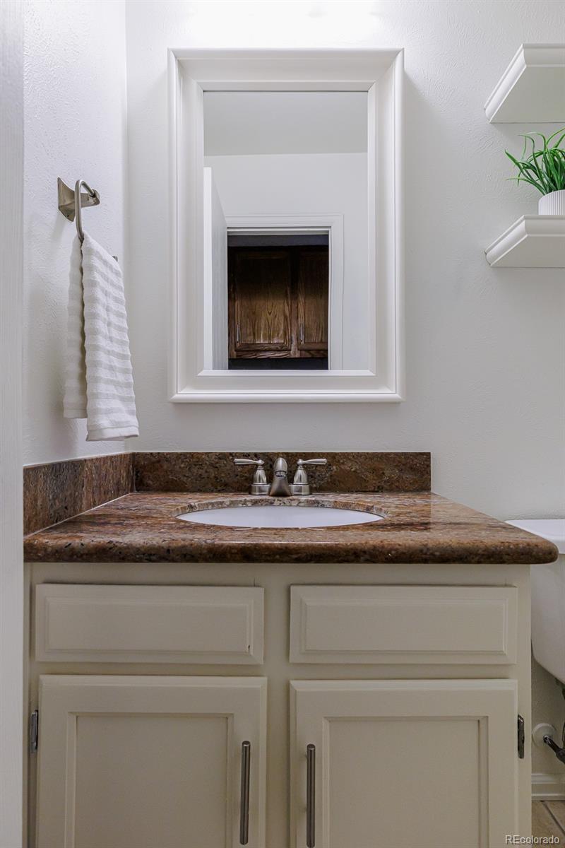 MLS Image #11 for 6877 s dover way,littleton, Colorado