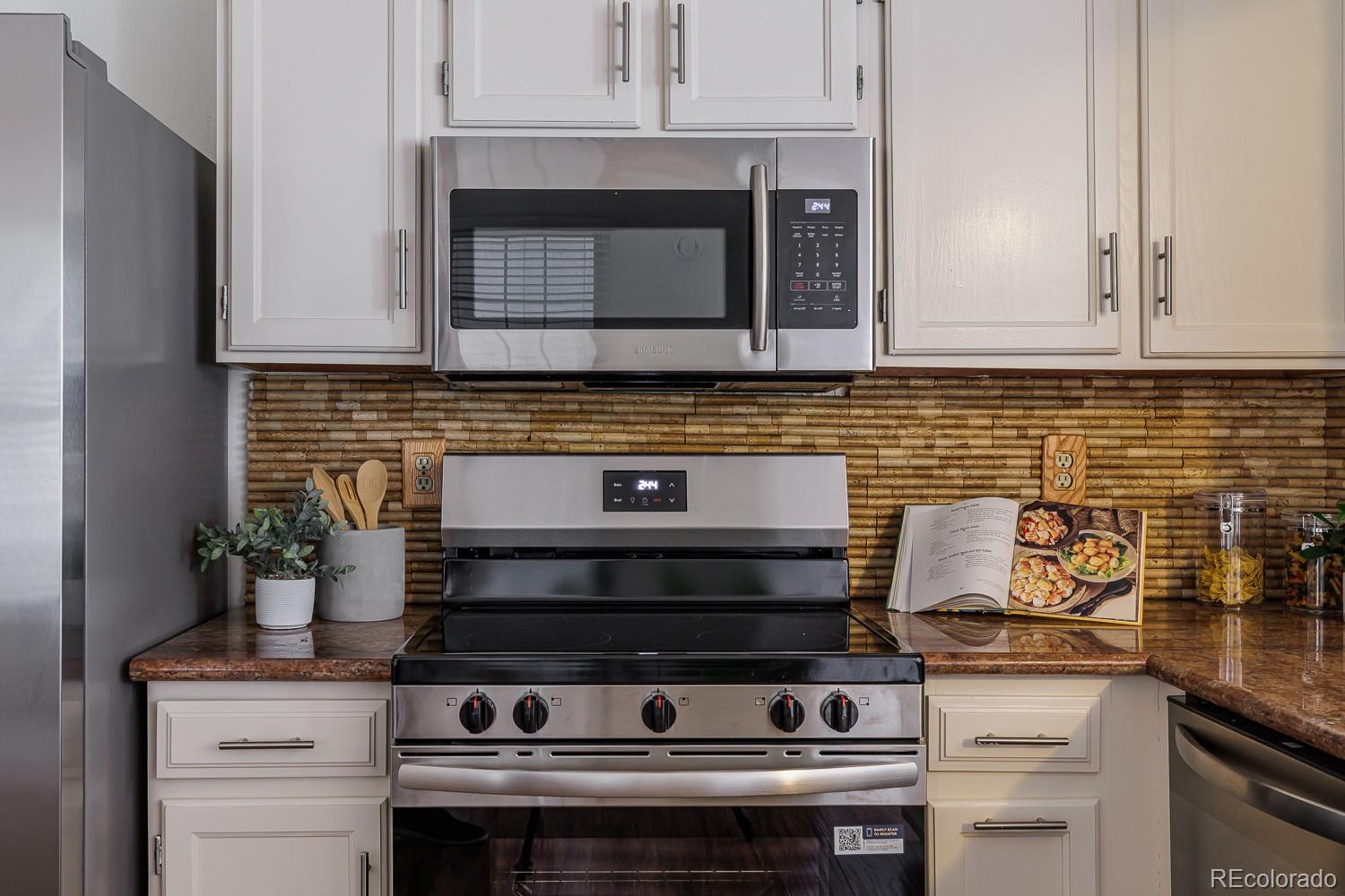 MLS Image #17 for 6877 s dover way,littleton, Colorado