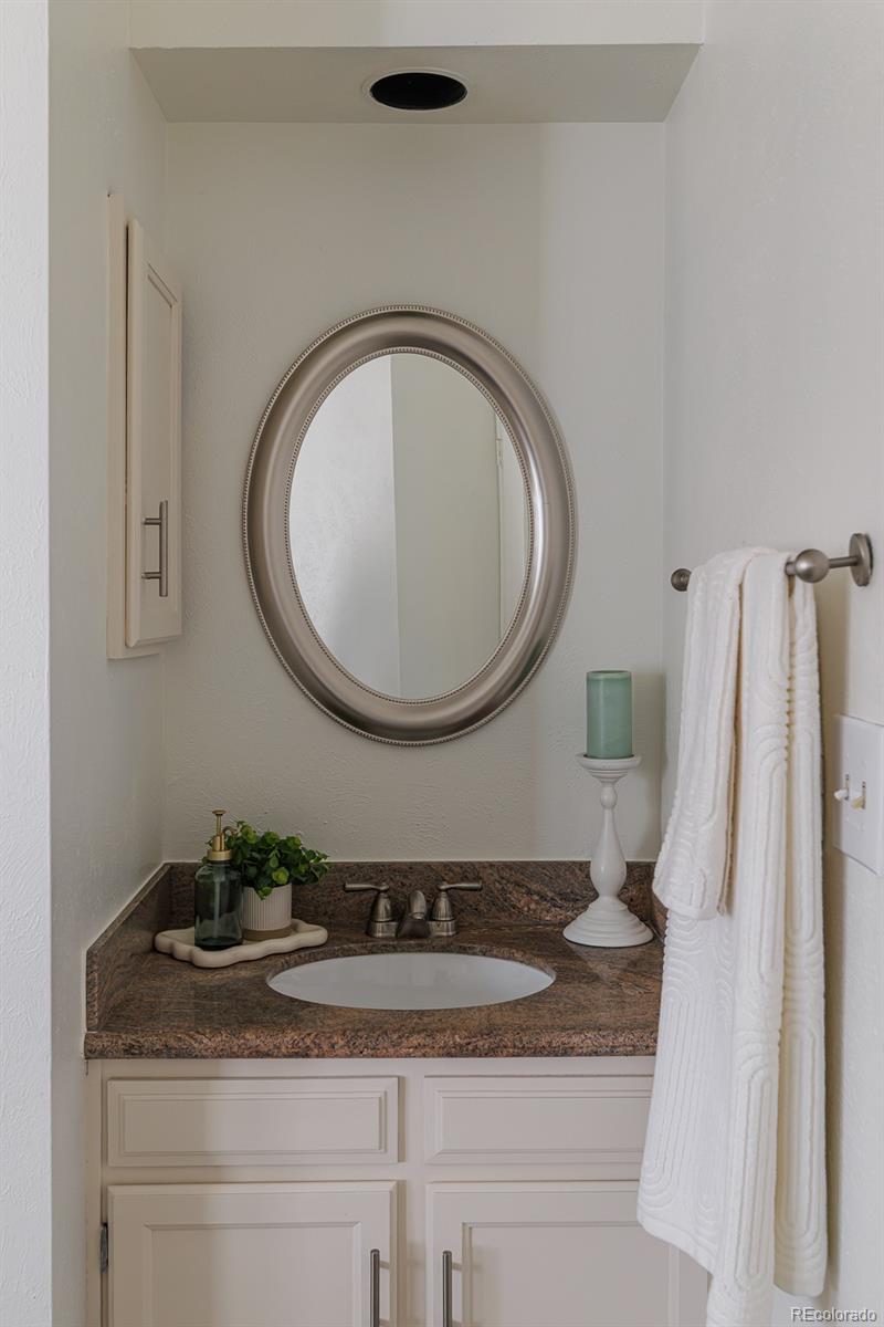 MLS Image #32 for 6877 s dover way,littleton, Colorado