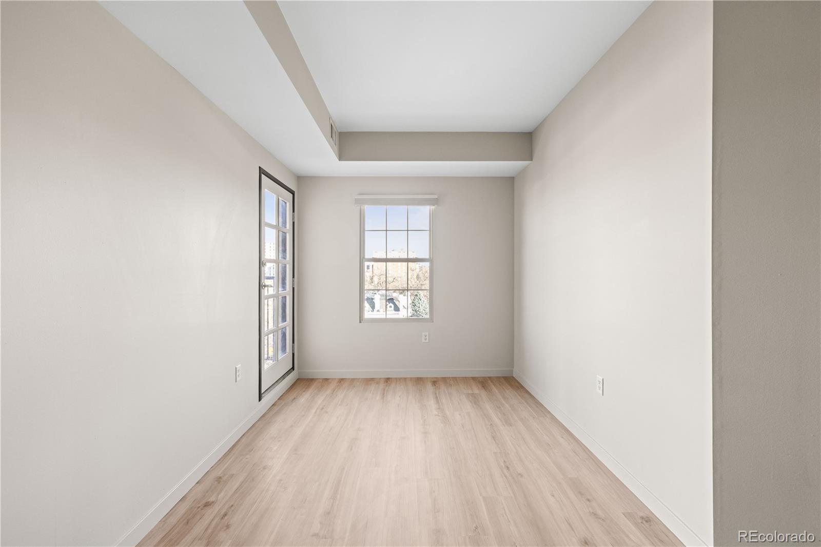 MLS Image #8 for 975 n lincoln street,denver, Colorado