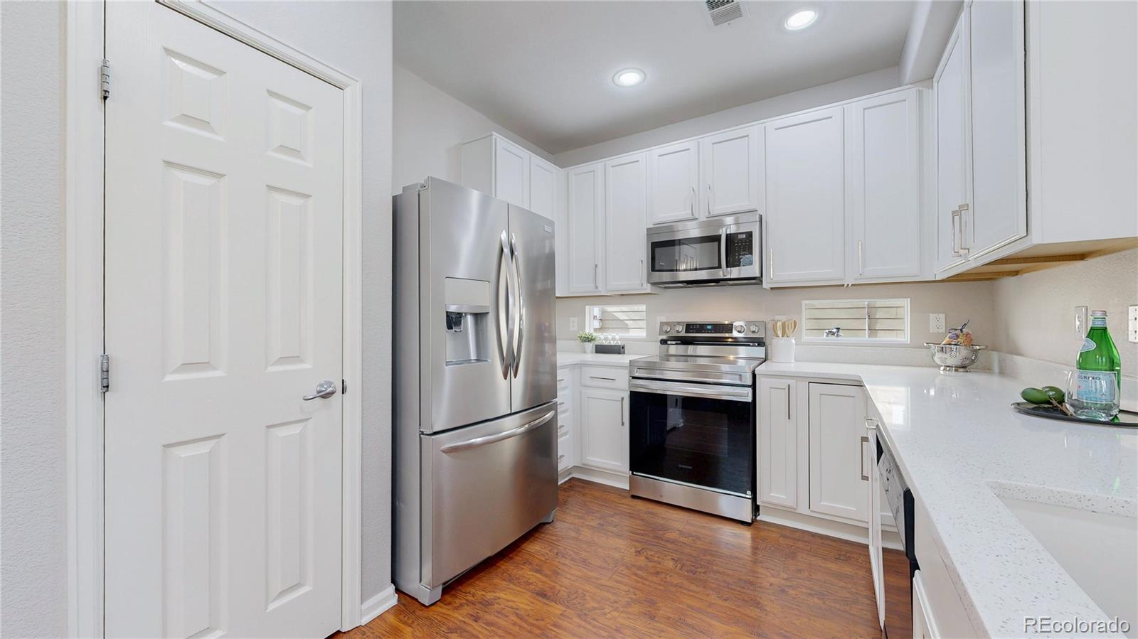 MLS Image #10 for 2362  xanthia way,denver, Colorado