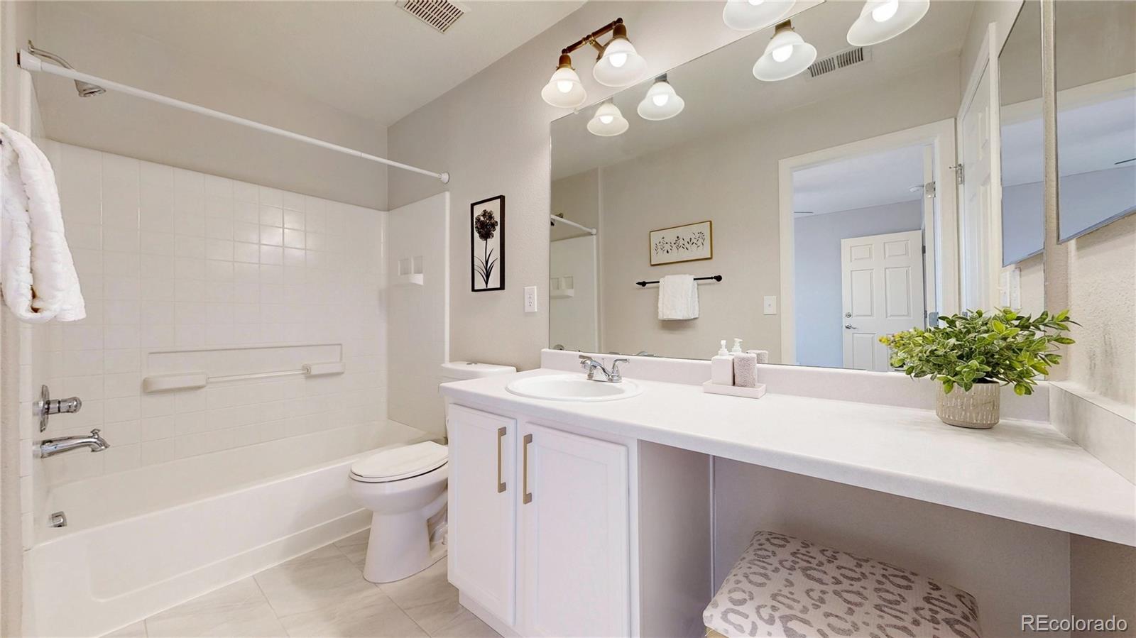 MLS Image #19 for 2362  xanthia way,denver, Colorado