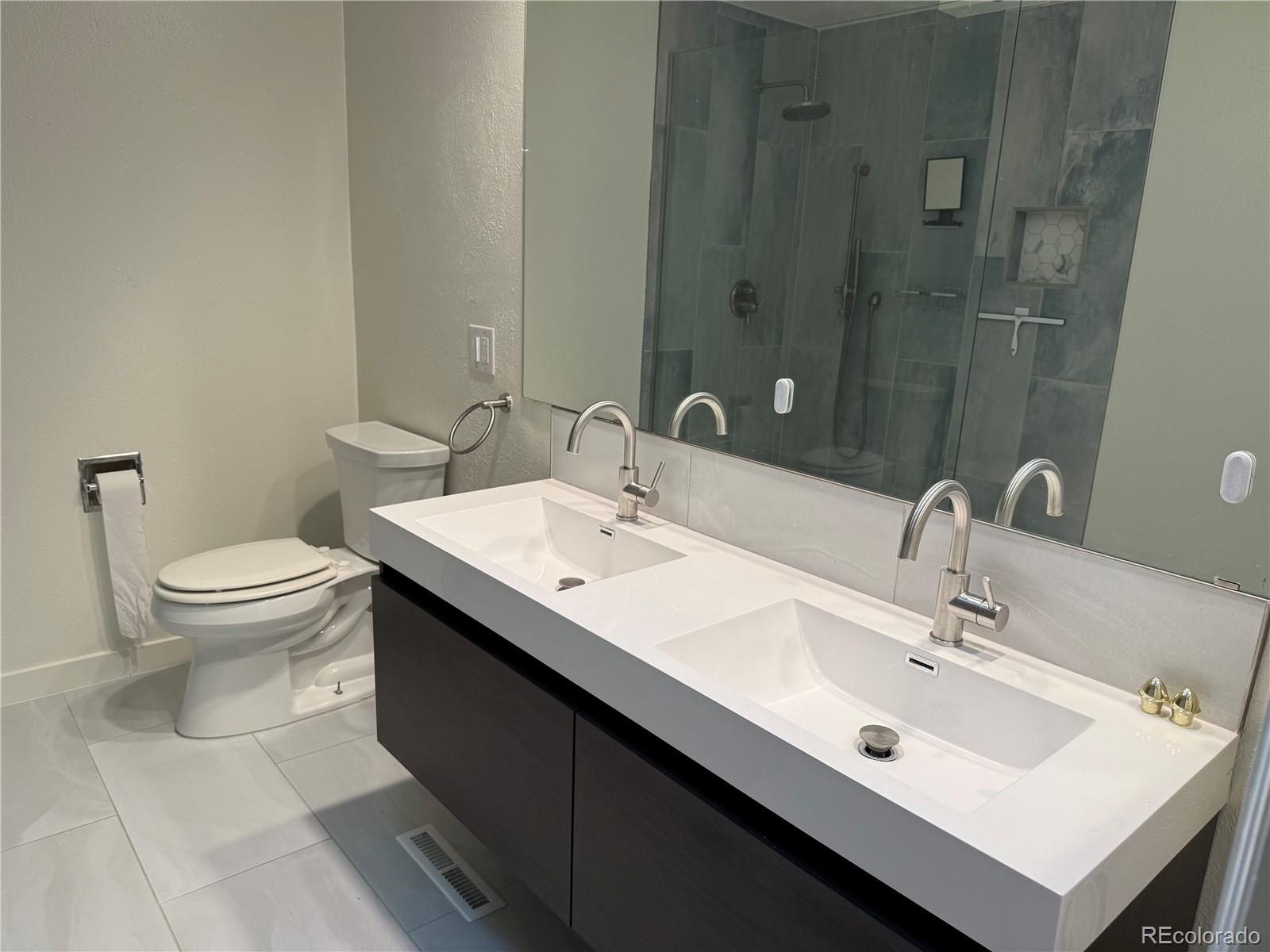 MLS Image #12 for 7562 s cove circle ,centennial, Colorado