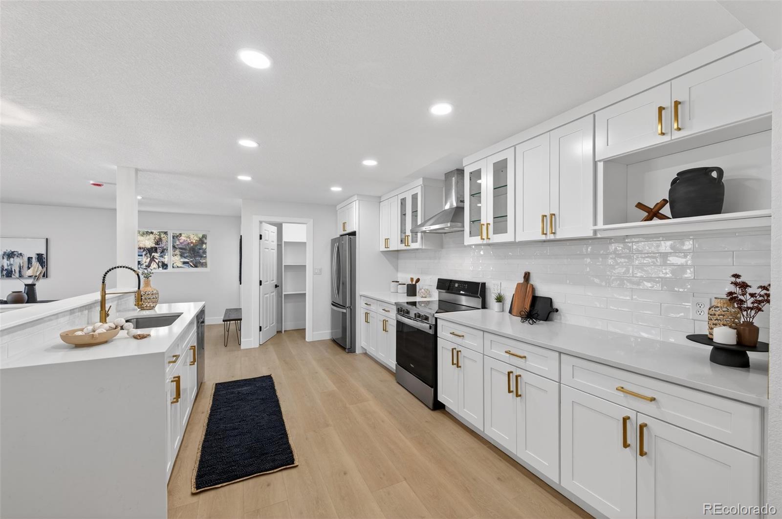 MLS Image #7 for 234  nome street,aurora, Colorado