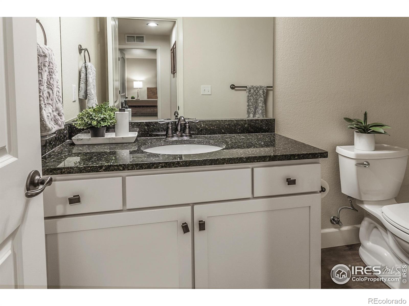 MLS Image #38 for 1503  hollyberry street,berthoud, Colorado