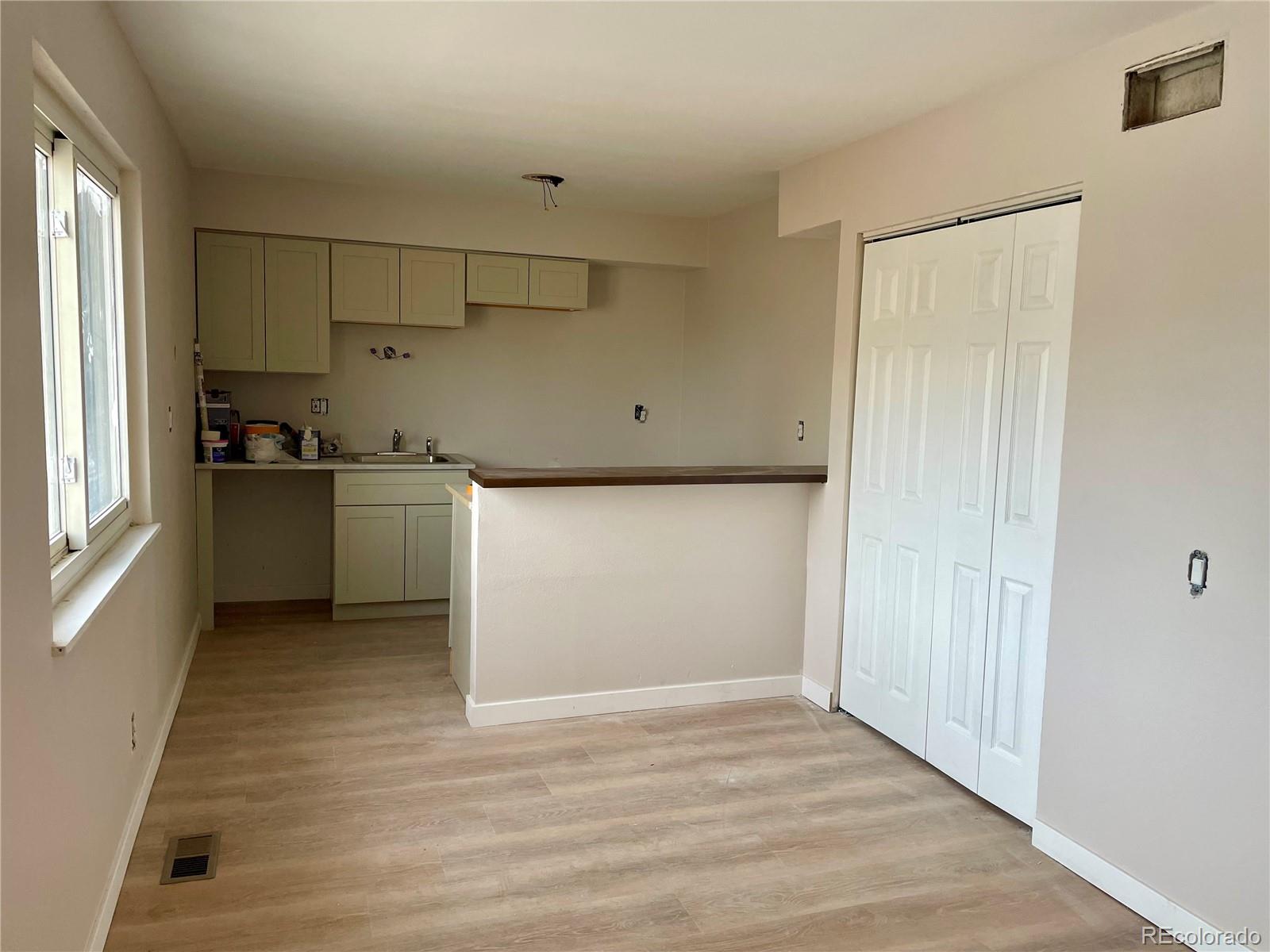 MLS Image #5 for 3354 s flower street,lakewood, Colorado