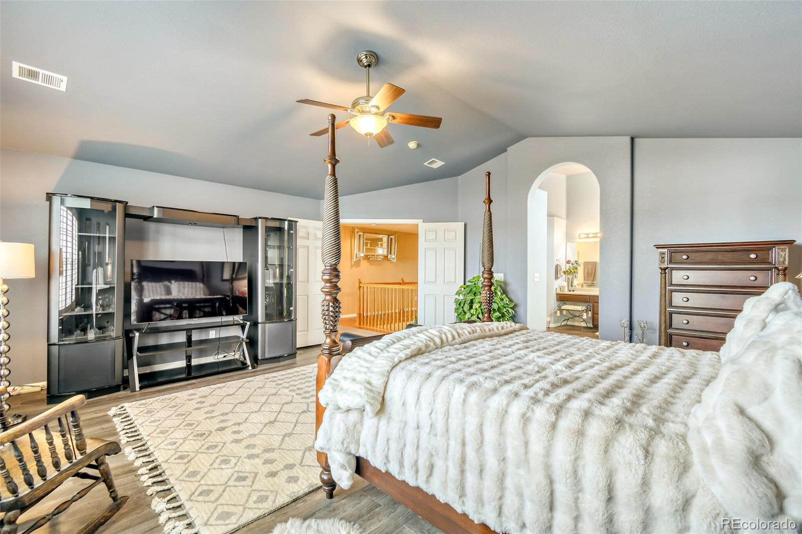 MLS Image #11 for 1756 e 101st avenue,thornton, Colorado