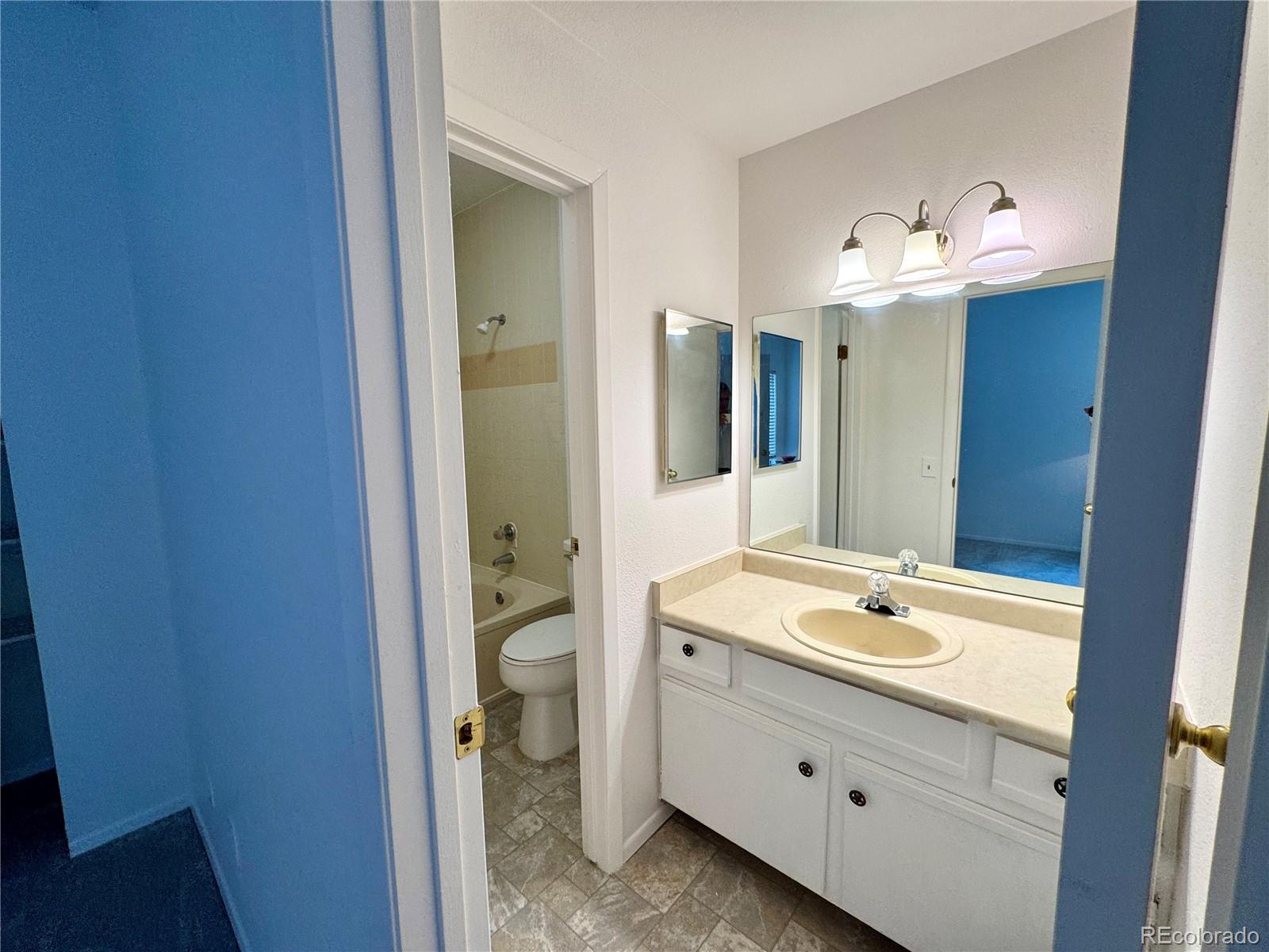 MLS Image #10 for 4760 s wadsworth boulevard,littleton, Colorado