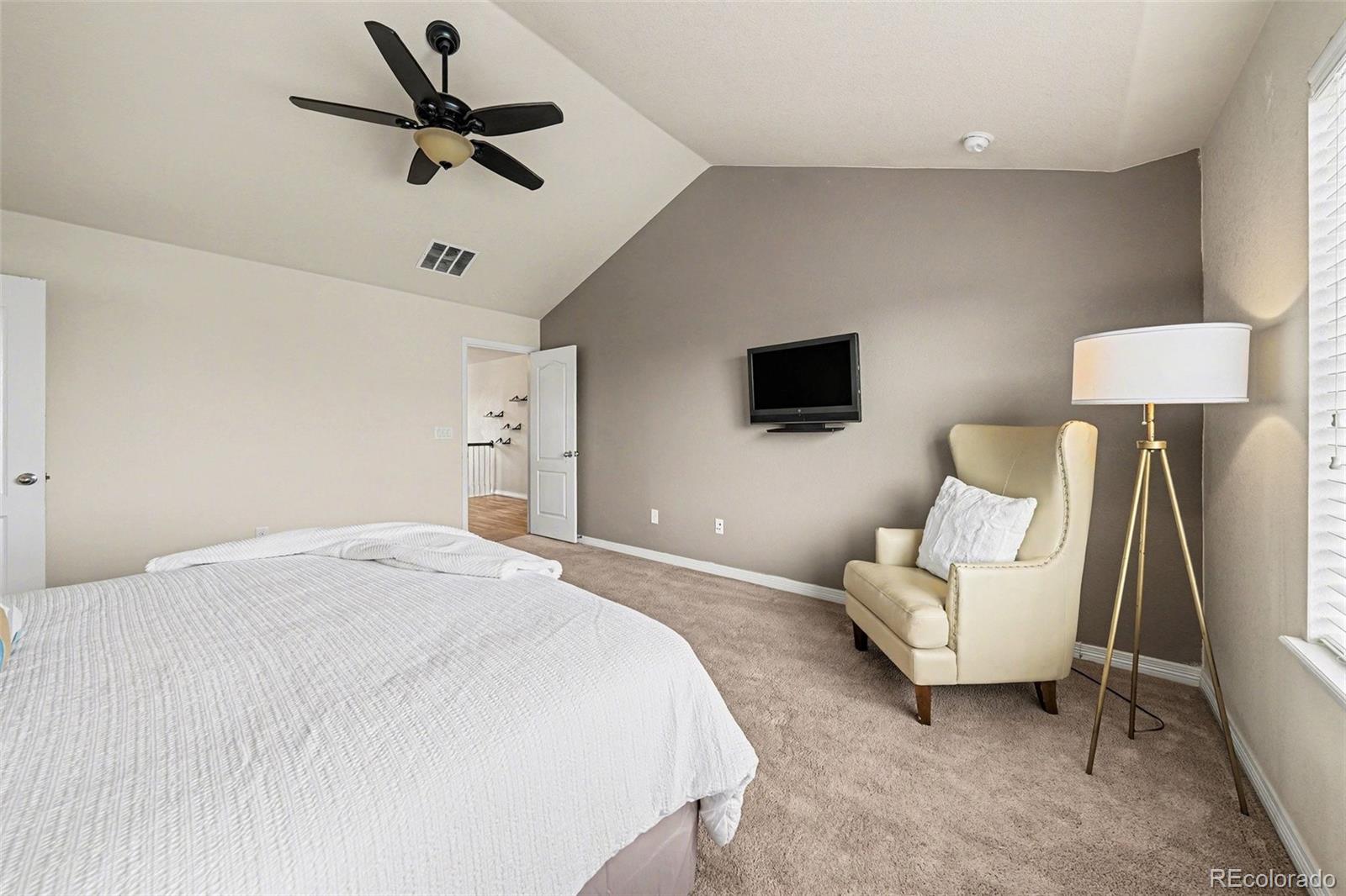 MLS Image #16 for 6061  miners peak circle,frederick, Colorado