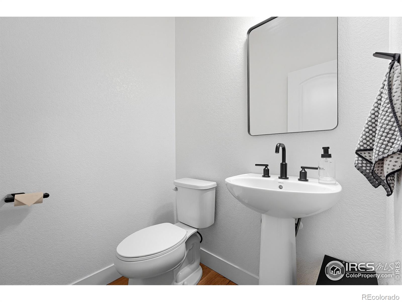 MLS Image #20 for 18422 w 95th place,arvada, Colorado