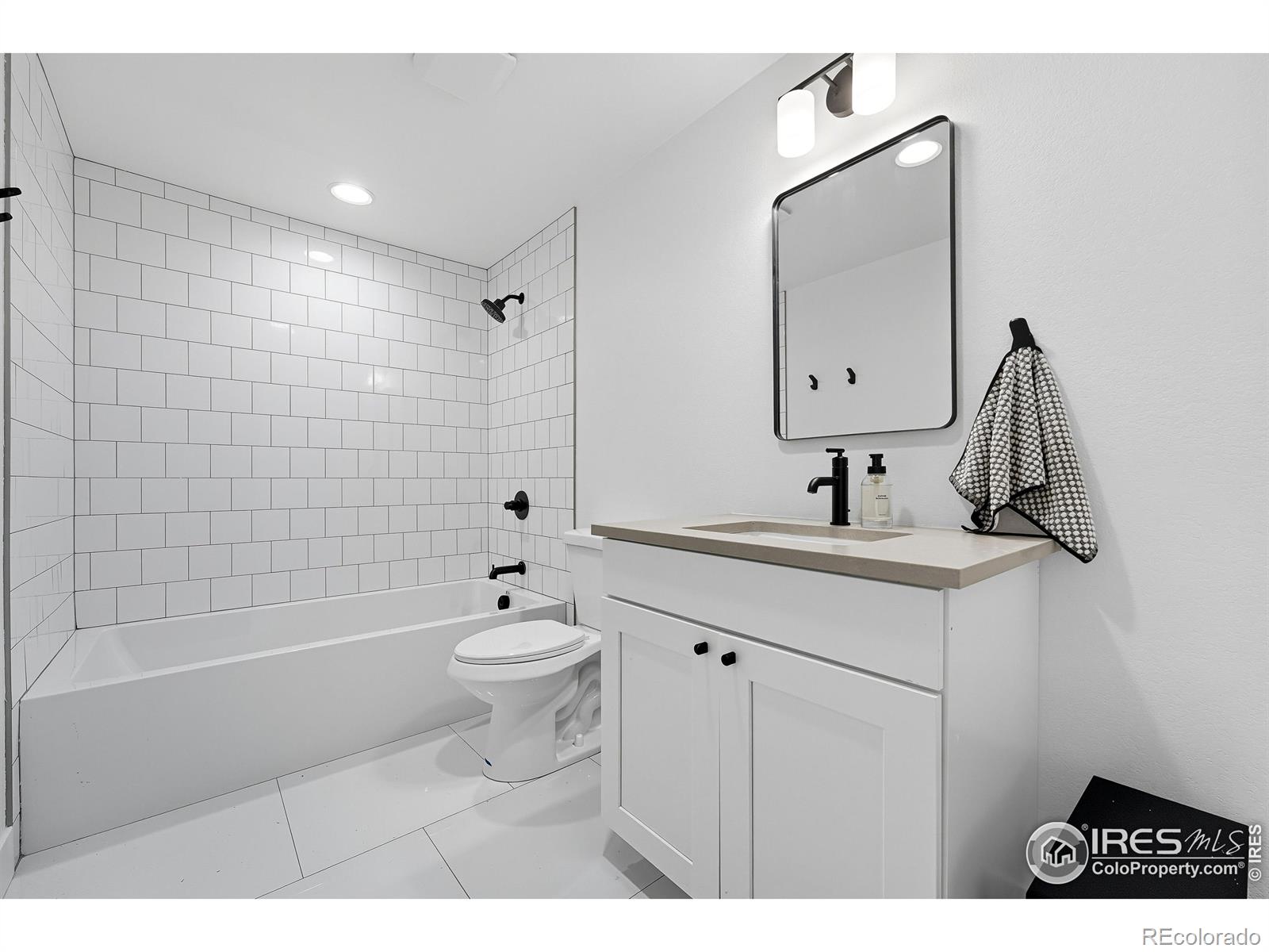 MLS Image #39 for 18422 w 95th place,arvada, Colorado