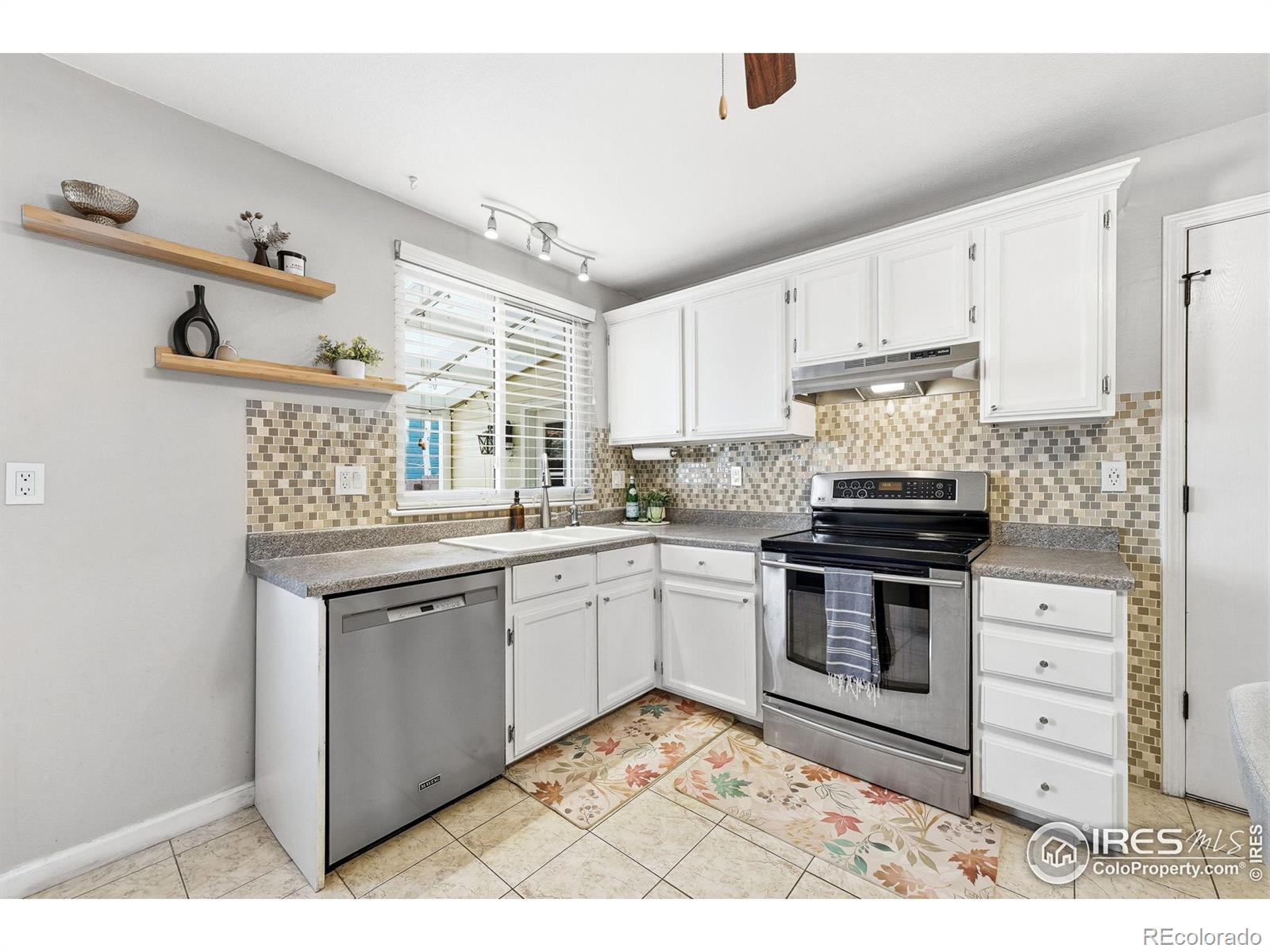 MLS Image #33 for 385  lilac circle,louisville, Colorado