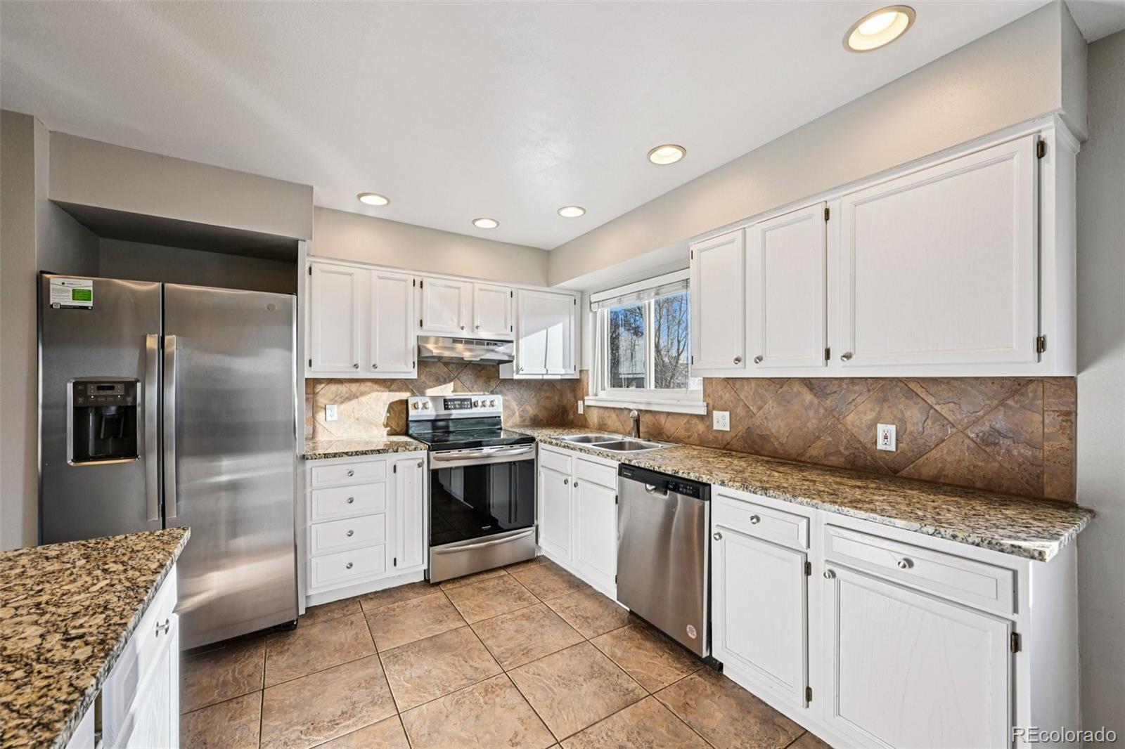 MLS Image #10 for 2616 s laredo court,aurora, Colorado