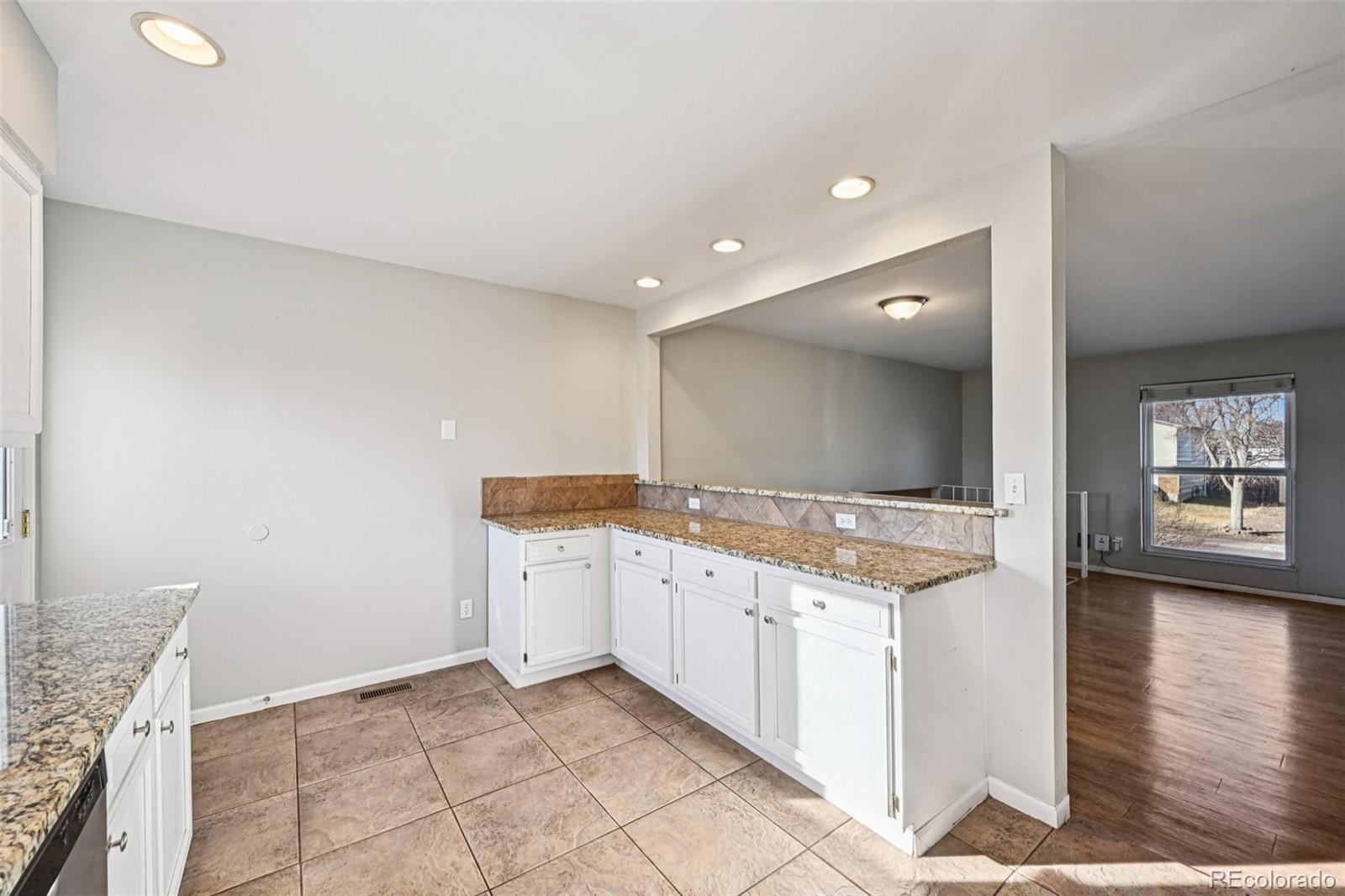 MLS Image #7 for 2616 s laredo court,aurora, Colorado